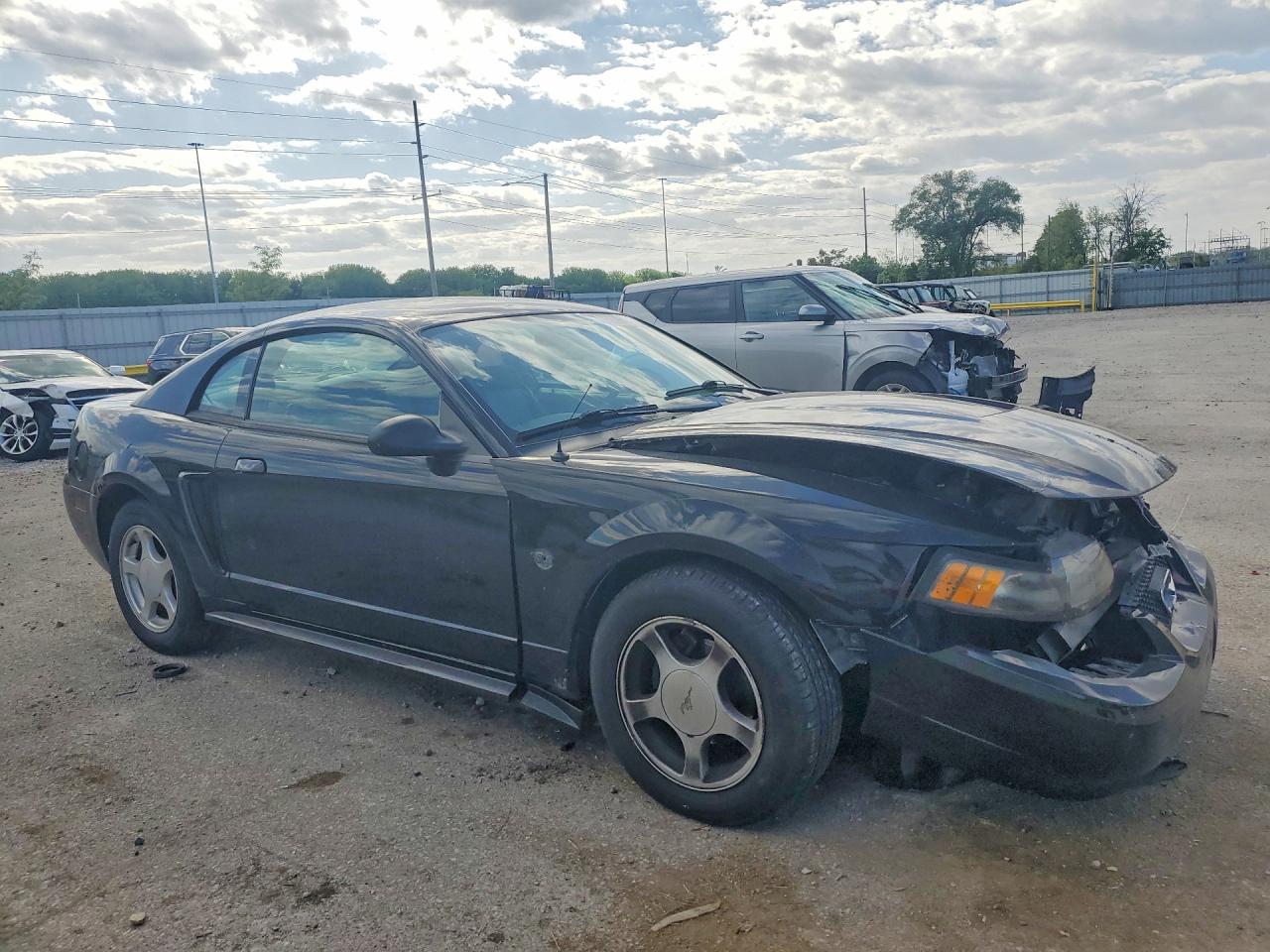 2004 Ford Mustang Черный vin: 1FAFP40614F233654