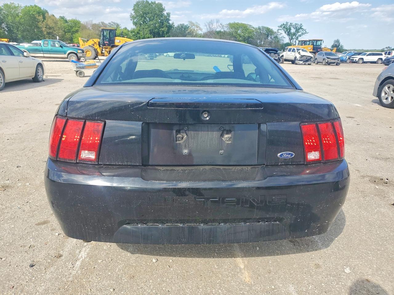 2004 Ford Mustang Черный vin: 1FAFP40614F233654