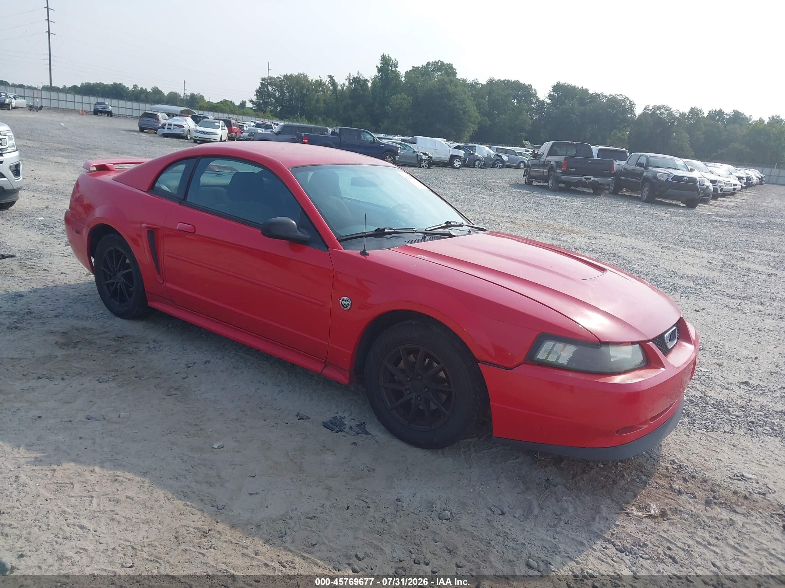 2004 Ford Mustang   Red vin: 1FAFP40624F146281