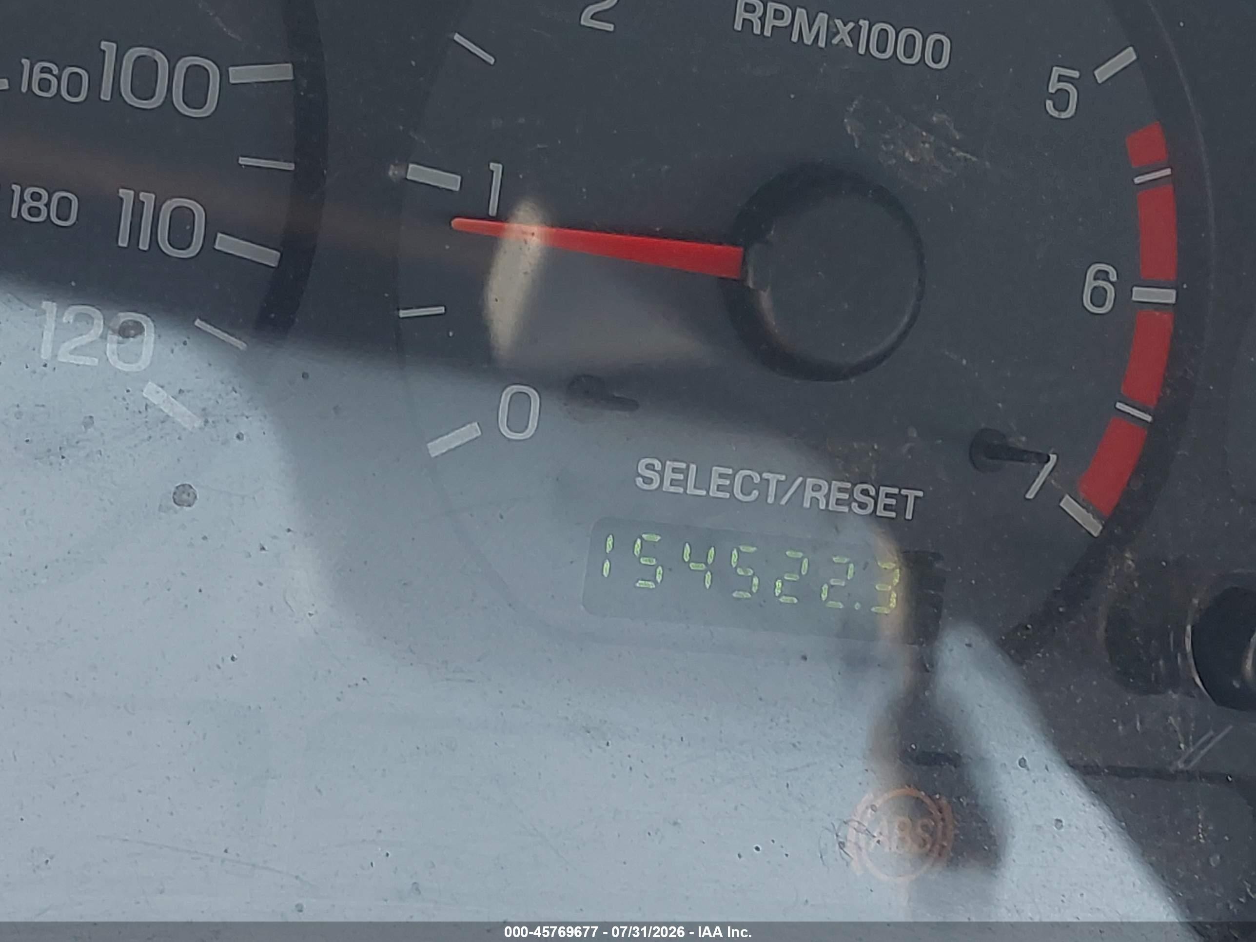 2004 Ford Mustang   Red vin: 1FAFP40624F146281