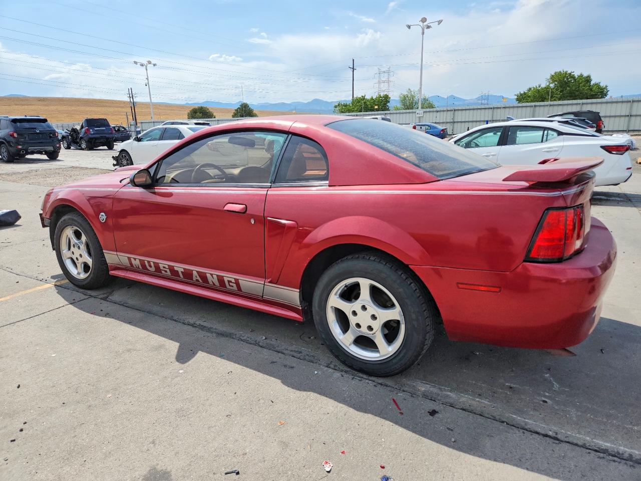 2004 Ford Mustang Red vin: 1FAFP40624F231668