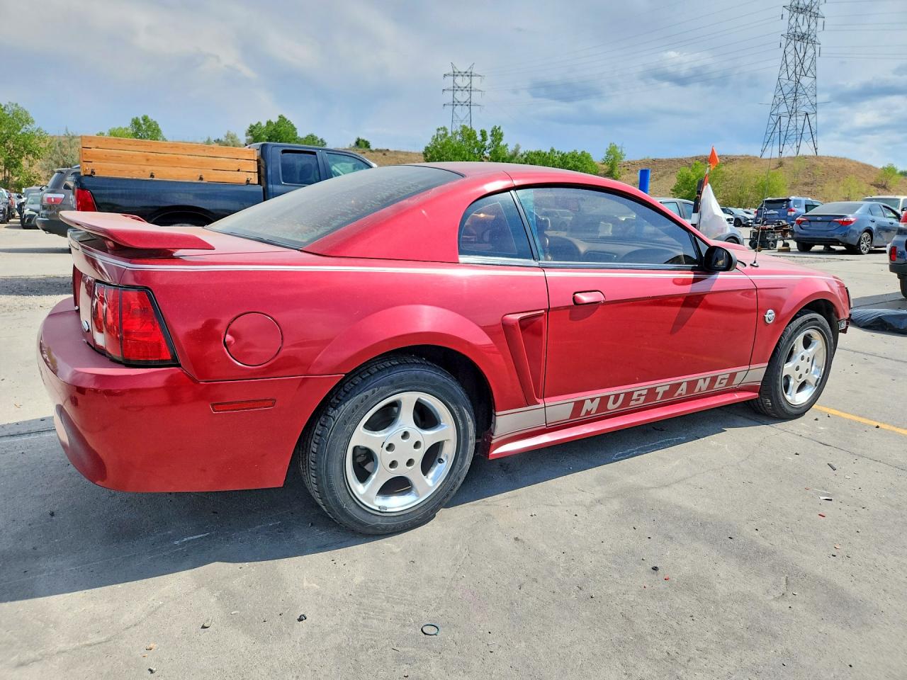2004 Ford Mustang Red vin: 1FAFP40624F231668