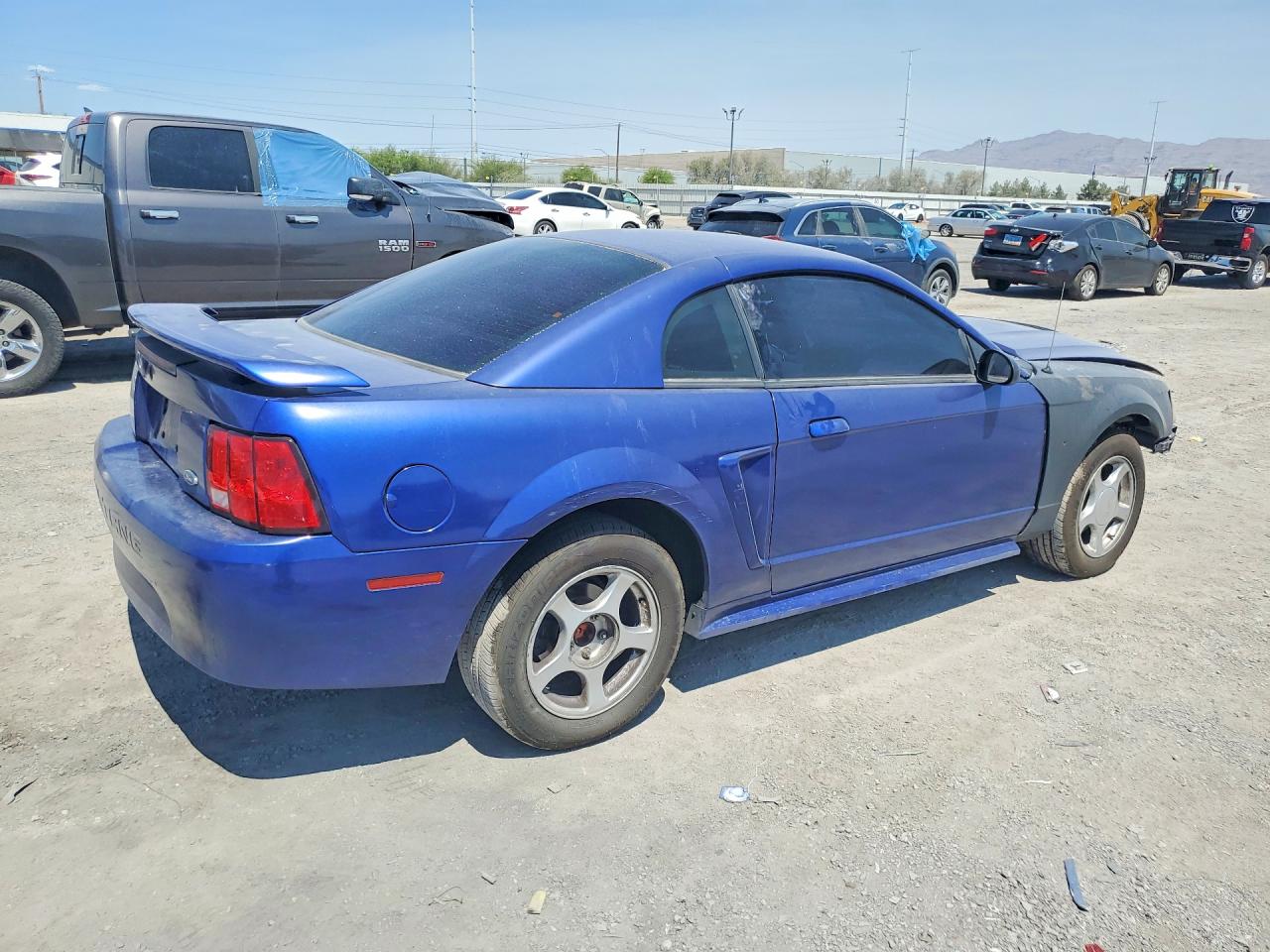 2004 Ford Mustang Blue vin: 1FAFP40634F144474