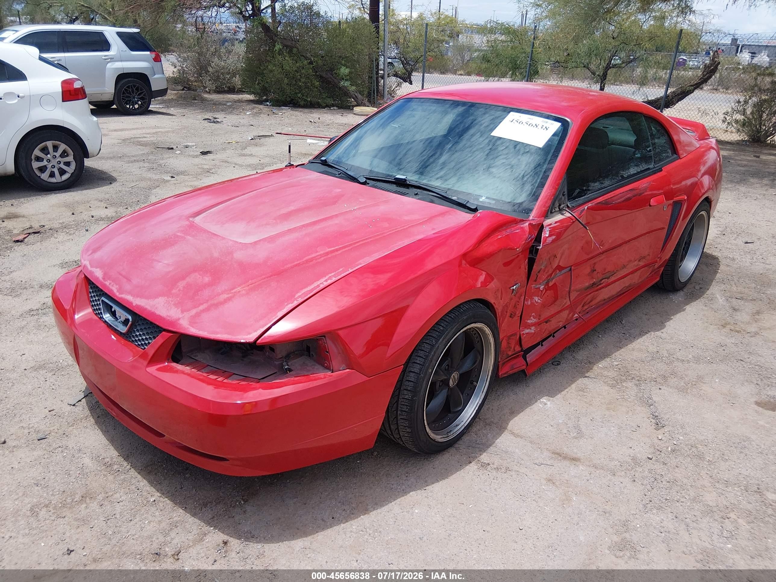 2004 Ford Mustang   Red vin: 1FAFP40634F154308