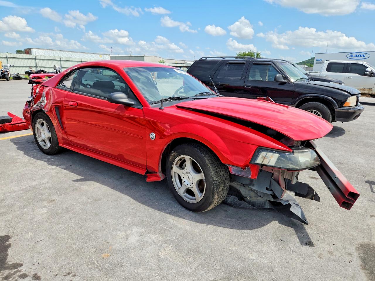 2004 Ford Mustang Red vin: 1FAFP40634F172615