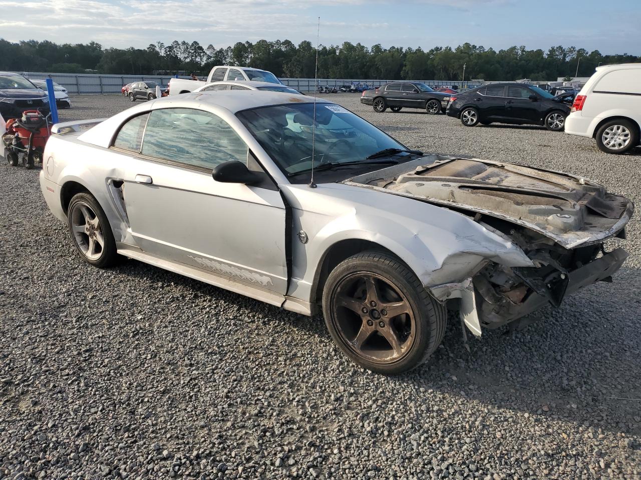 2004 Ford Mustang Silver vin: 1FAFP40634F202339
