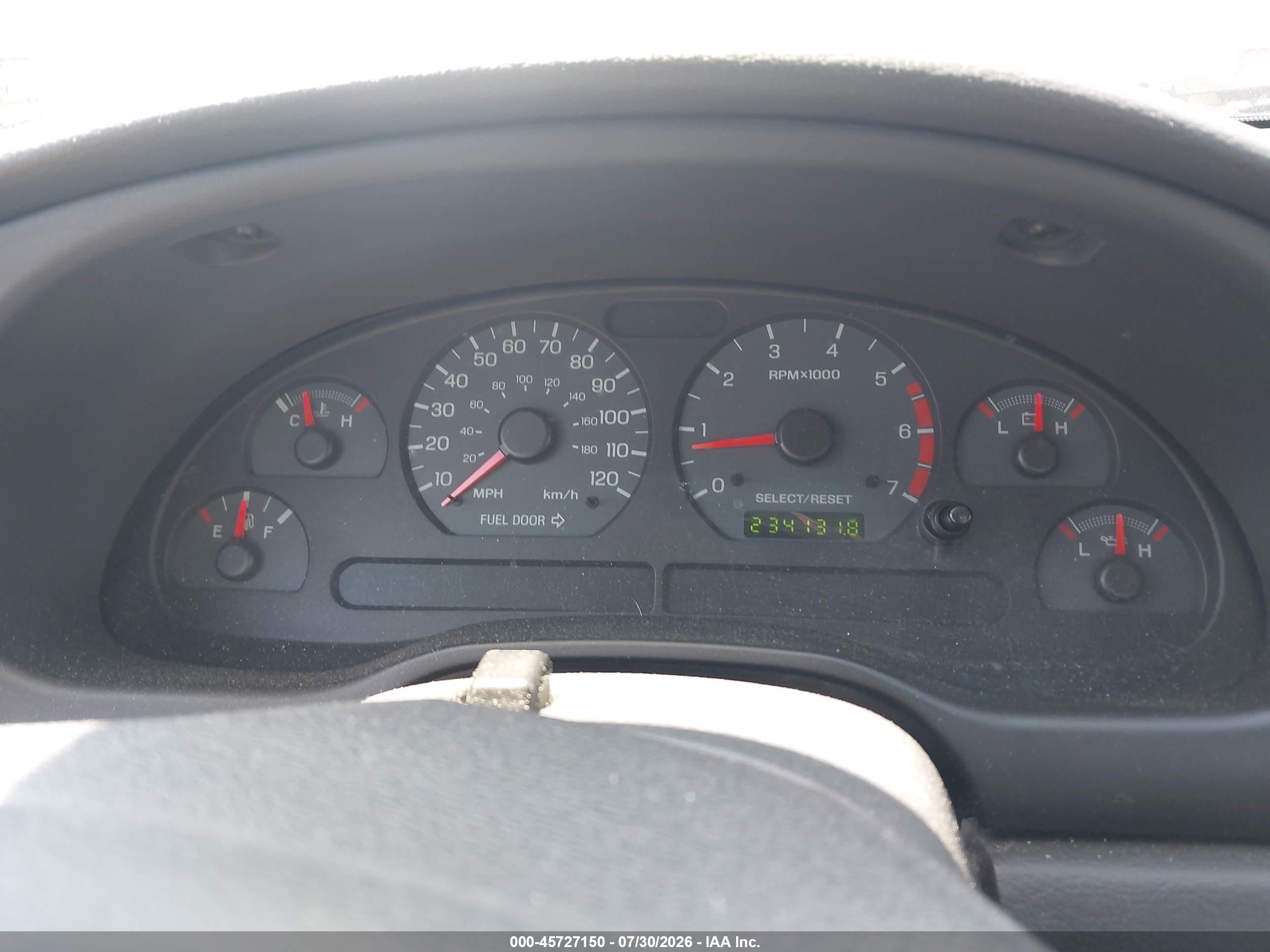 2004 Ford Mustang Gray vin: 1FAFP40654F162040