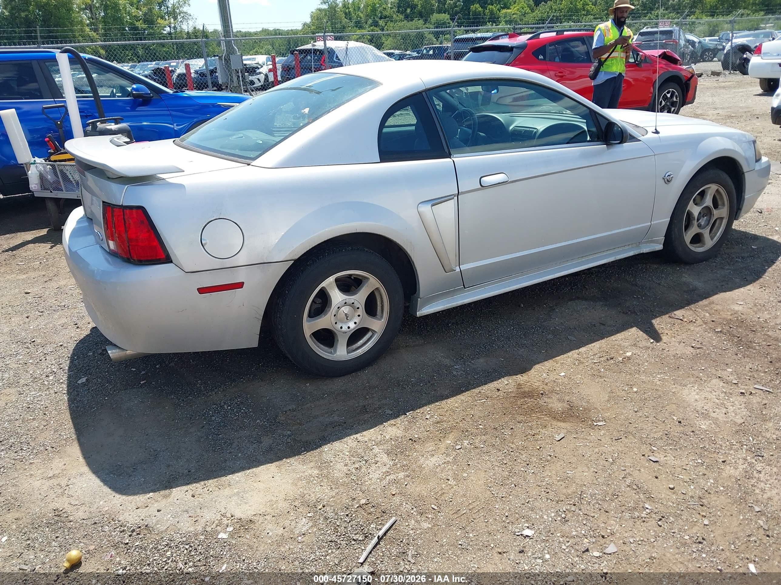 2004 Ford Mustang Gray vin: 1FAFP40654F162040