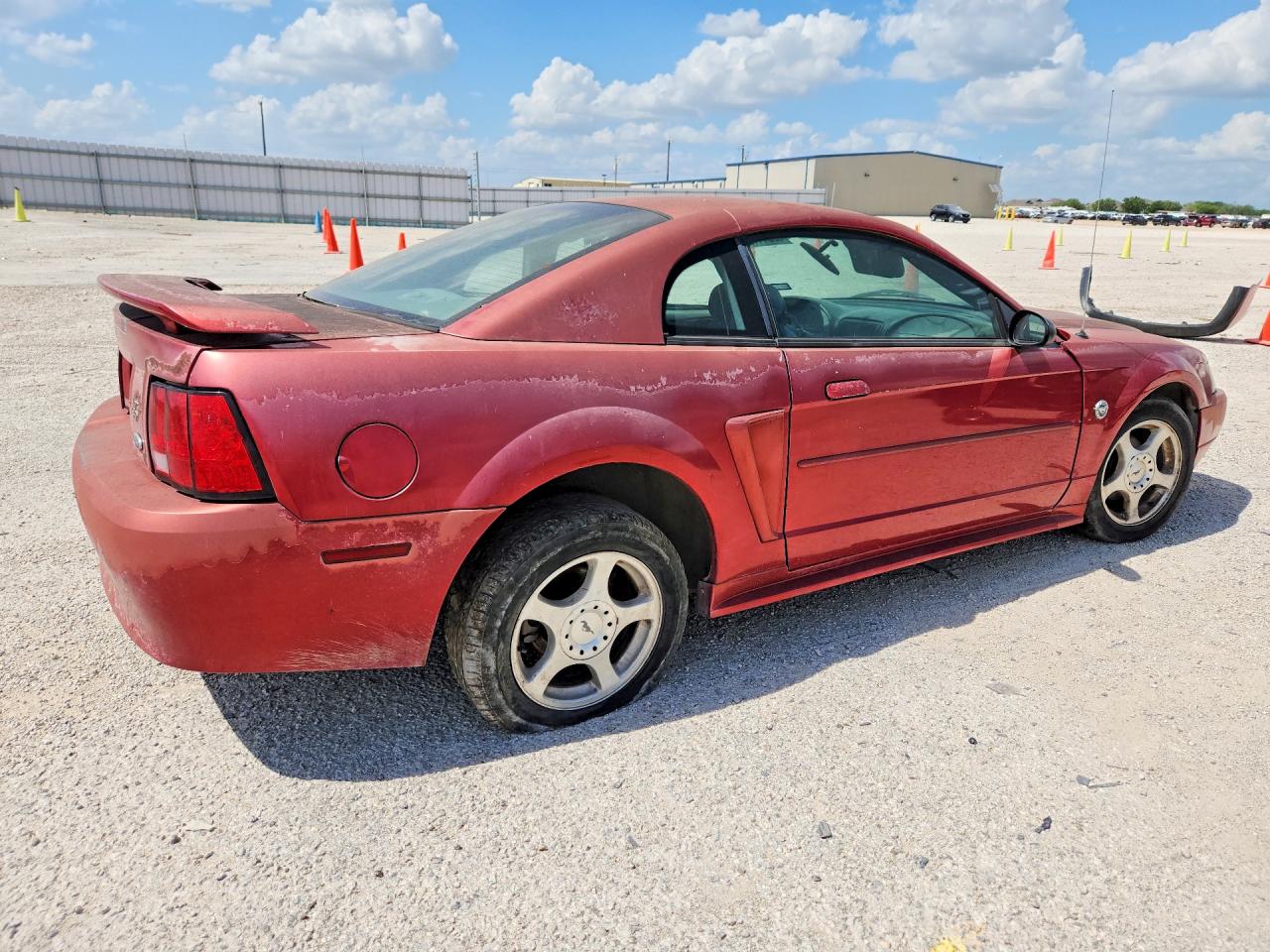 2004 Ford Mustang Red vin: 1FAFP40664F204165