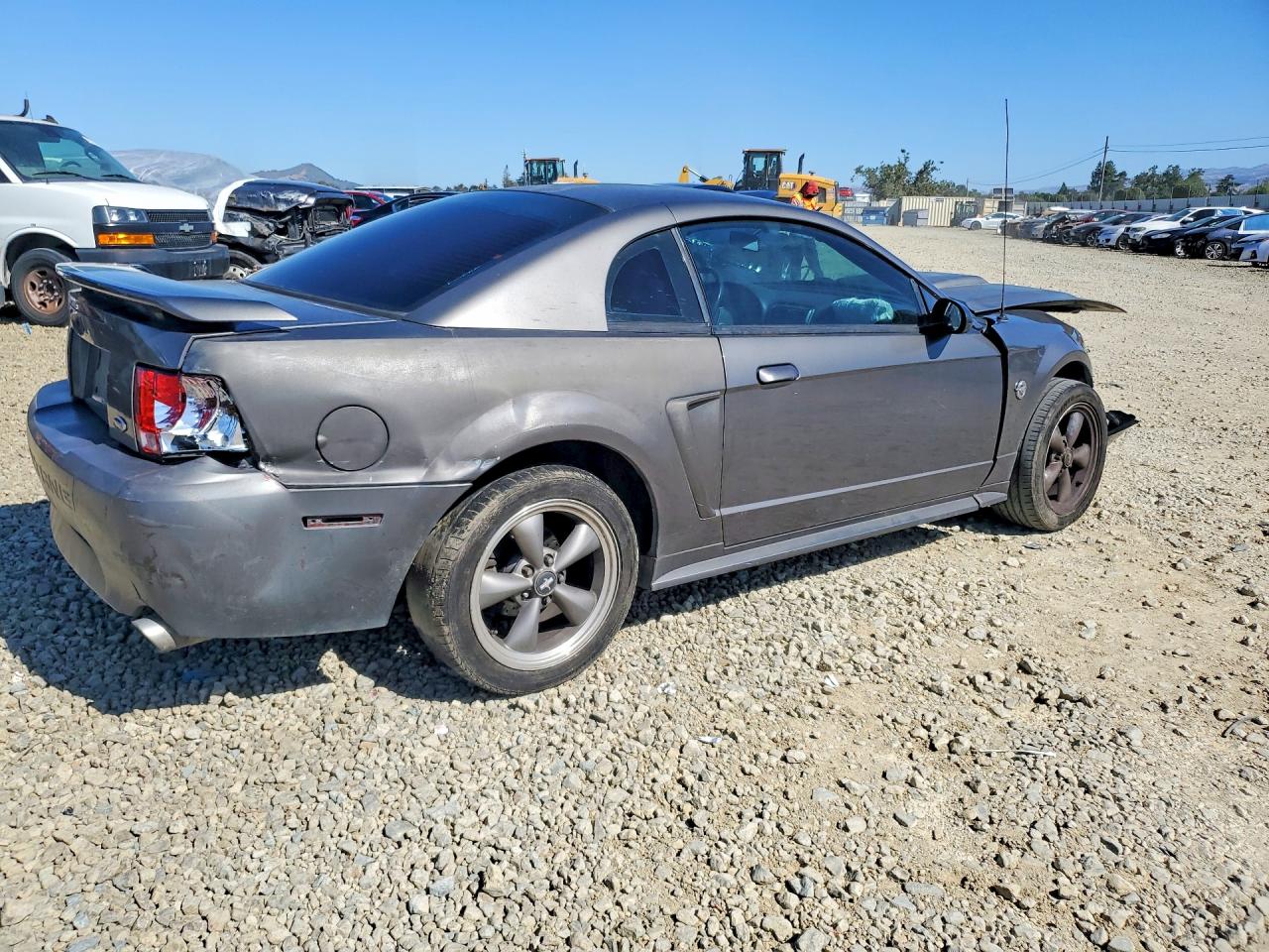 2004 Ford Mustang Gray vin: 1FAFP40664F212699