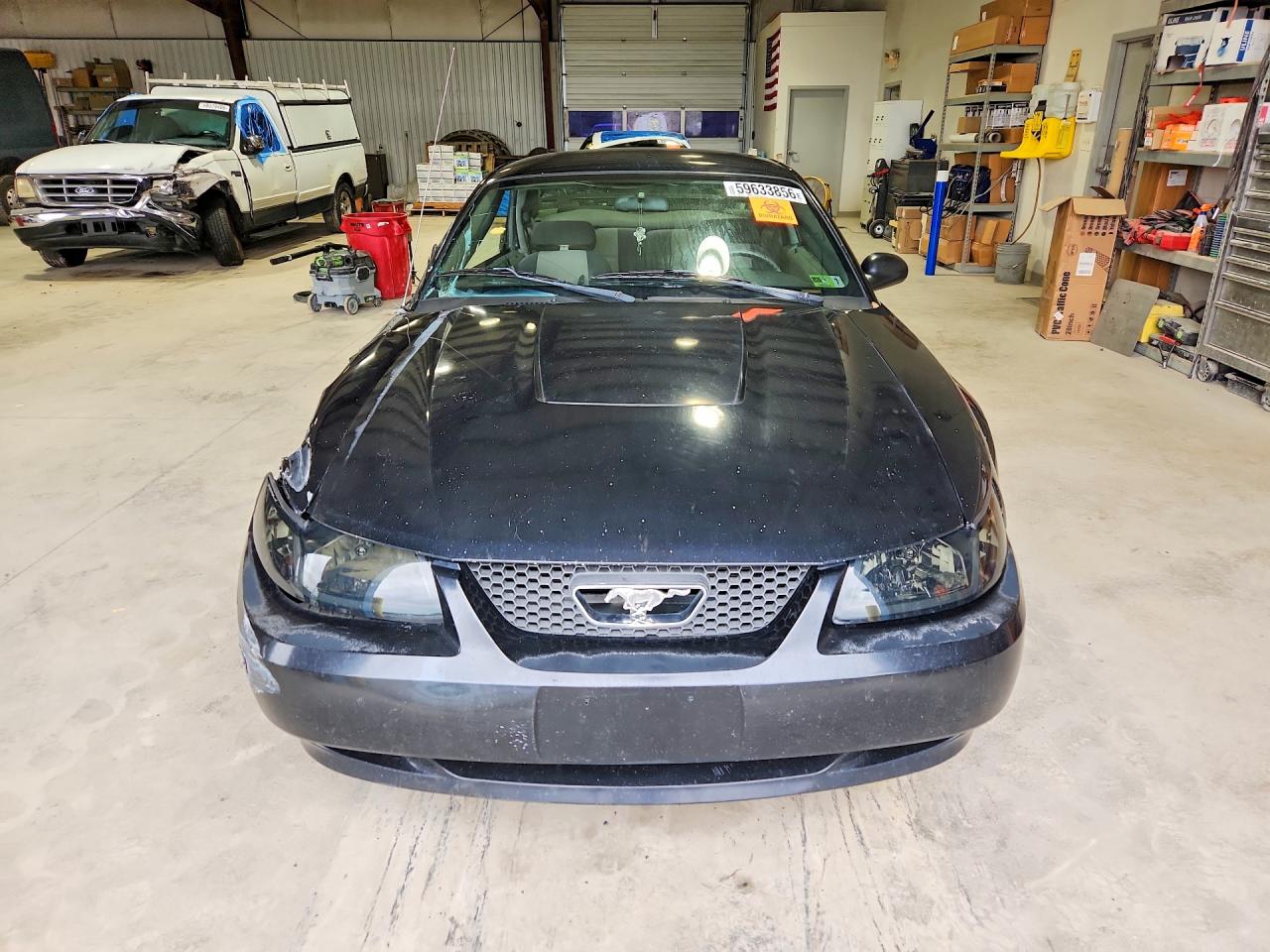 2004 Ford Mustang Черный vin: 1FAFP40664F214243