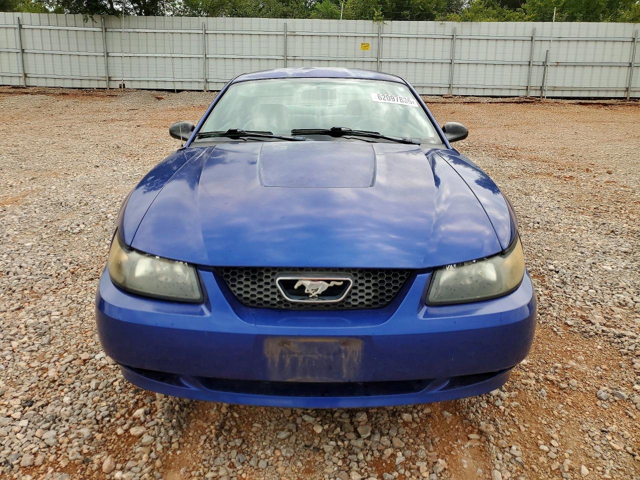2004 Ford Mustang Blue vin: 1FAFP40674F148611