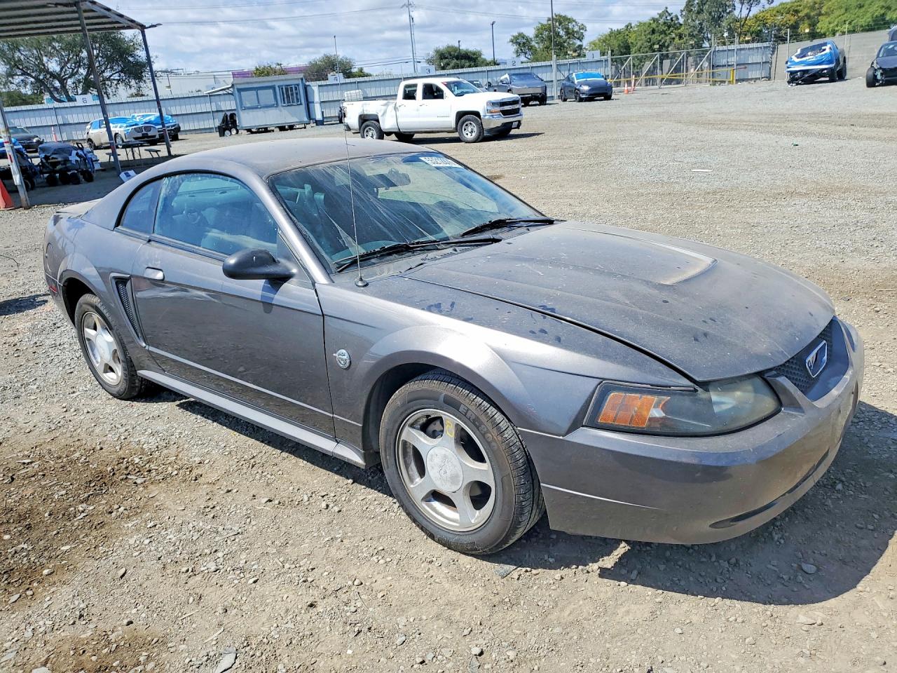 2004 Ford Mustang Gray vin: 1FAFP40684F140663