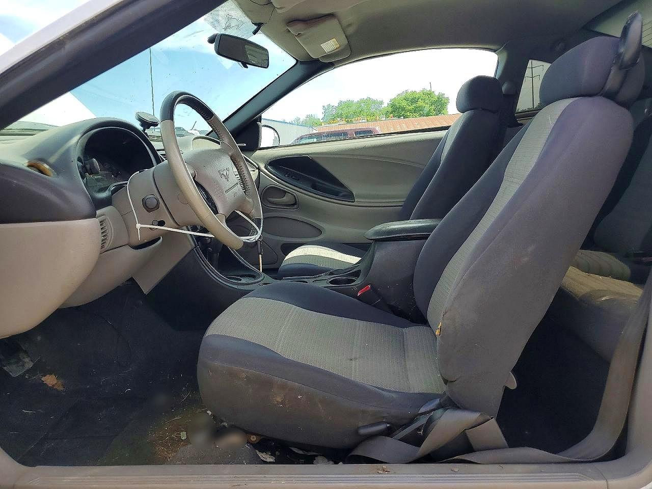 2004 Ford Mustang Silver vin: 1FAFP40684F214471