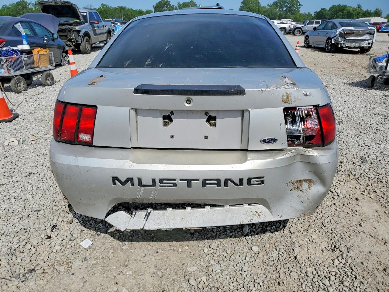 2004 Ford Mustang Silver vin: 1FAFP40684F214471