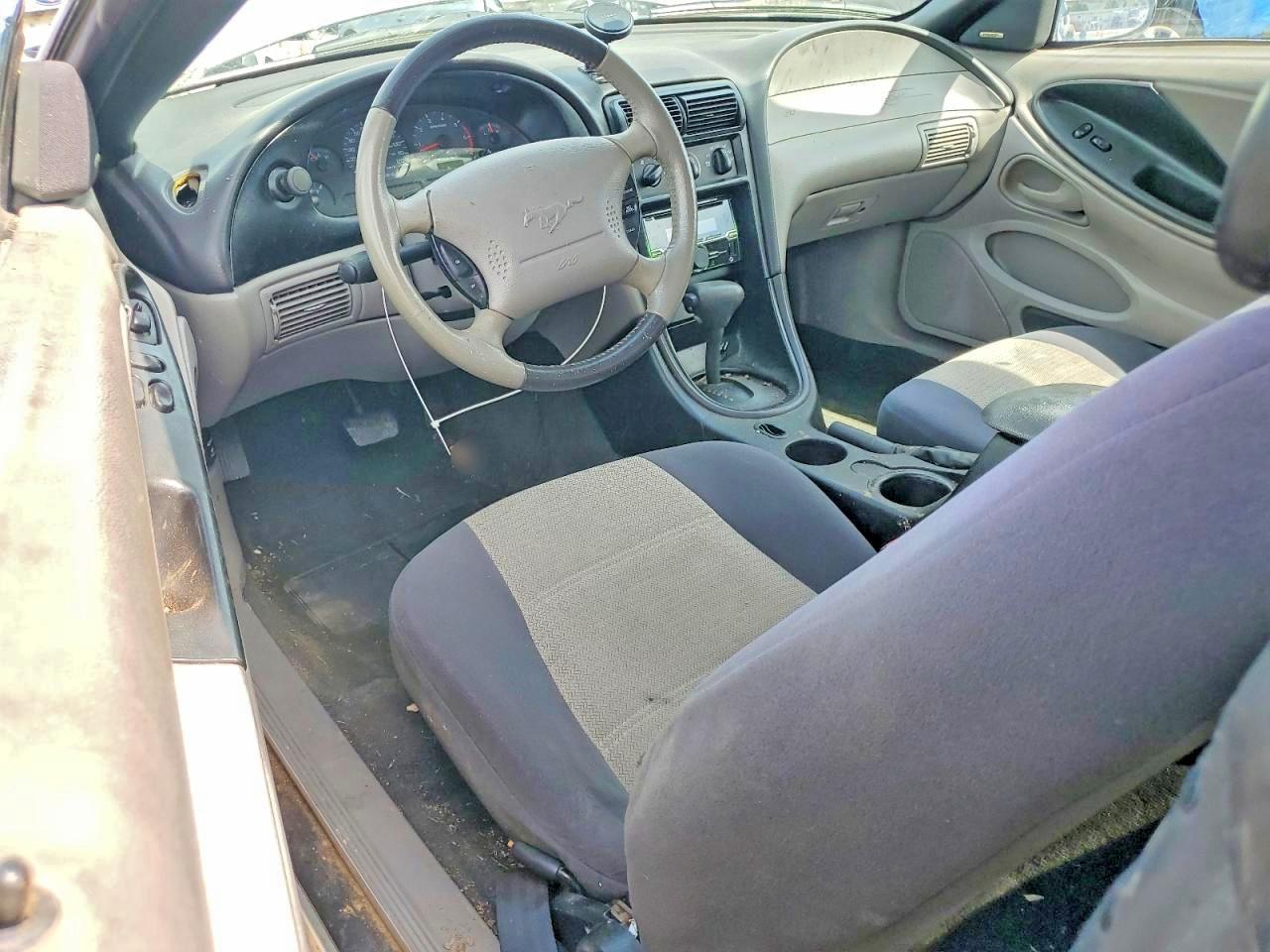 2004 Ford Mustang Silver vin: 1FAFP40684F214471