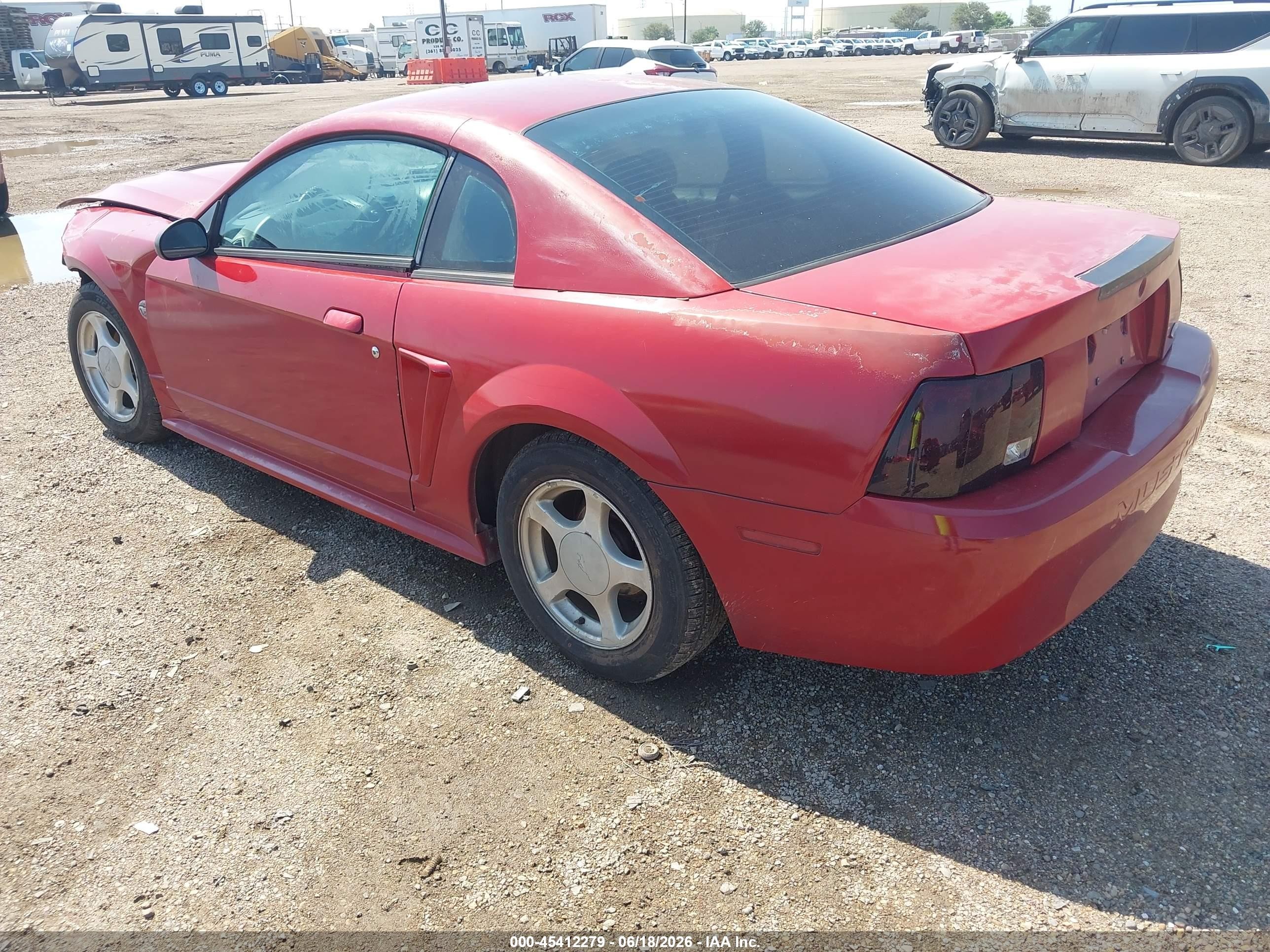 2004 Ford Mustang   Red vin: 1FAFP40694F163806