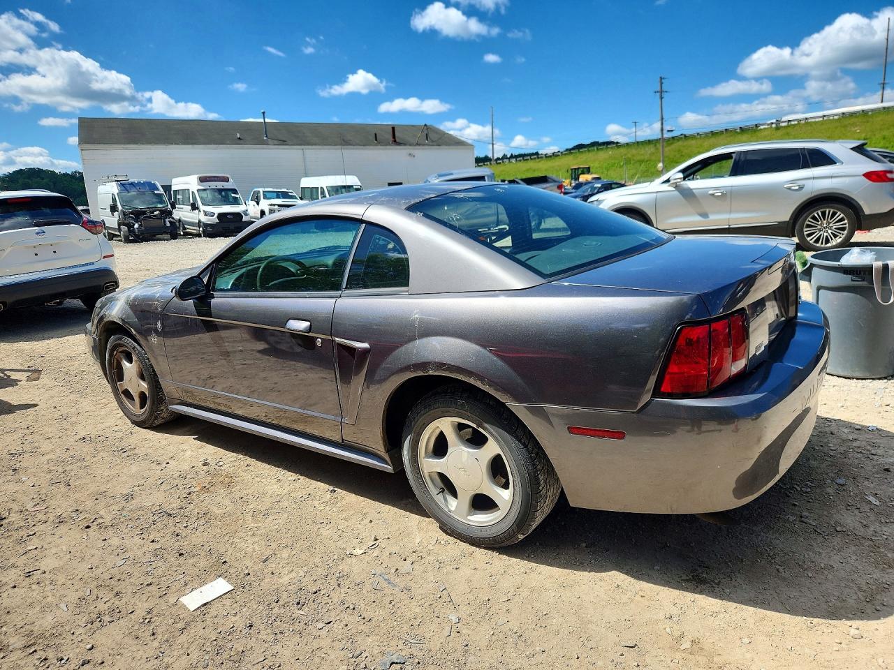 2004 Ford Mustang Charcoal vin: 1FAFP40694F194974
