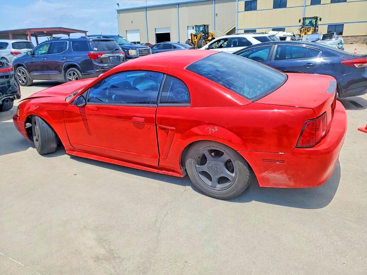 2004 Ford Mustang Красный vin: 1FAFP40694F220960