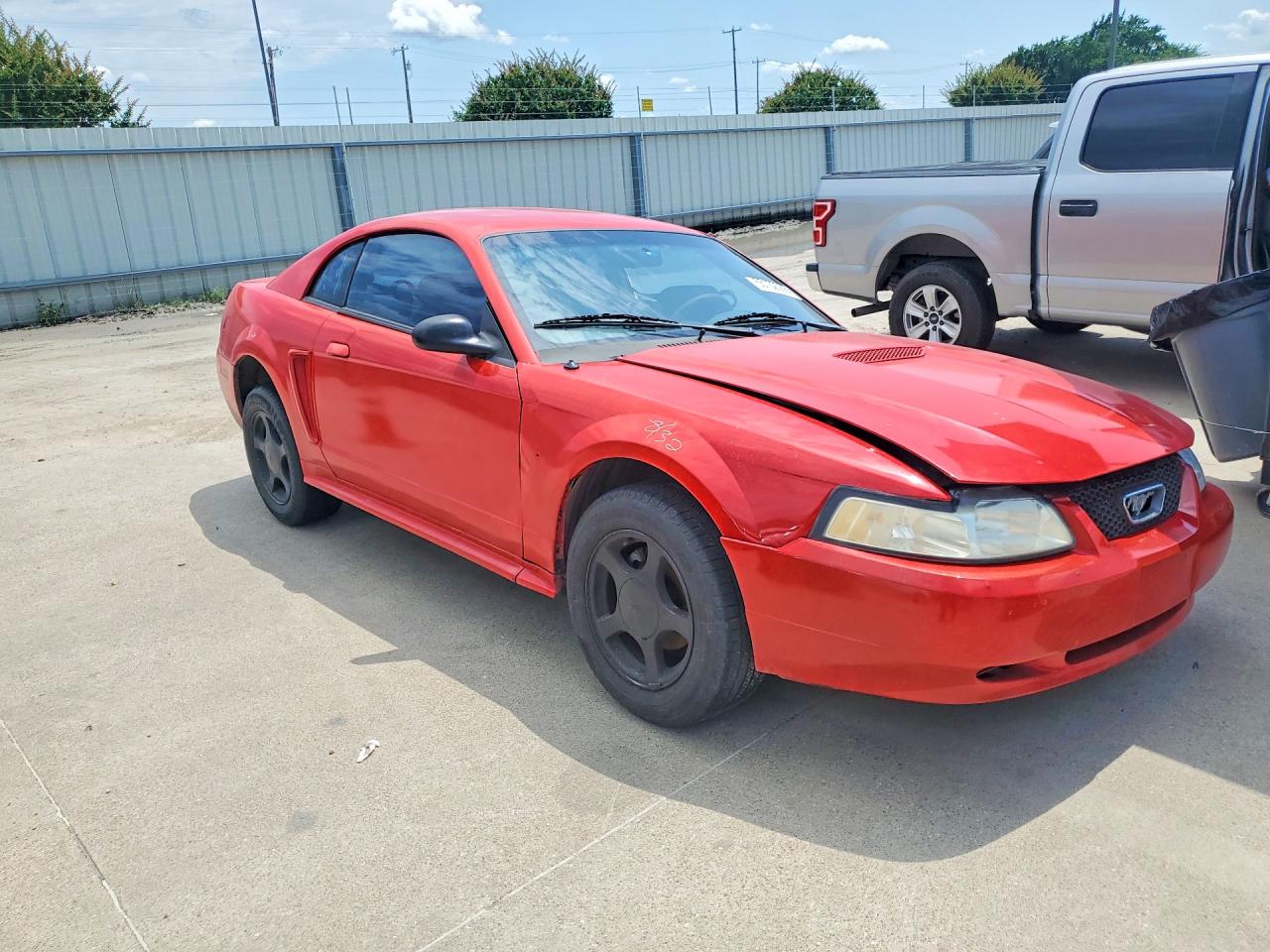 2004 Ford Mustang Красный vin: 1FAFP40694F220960