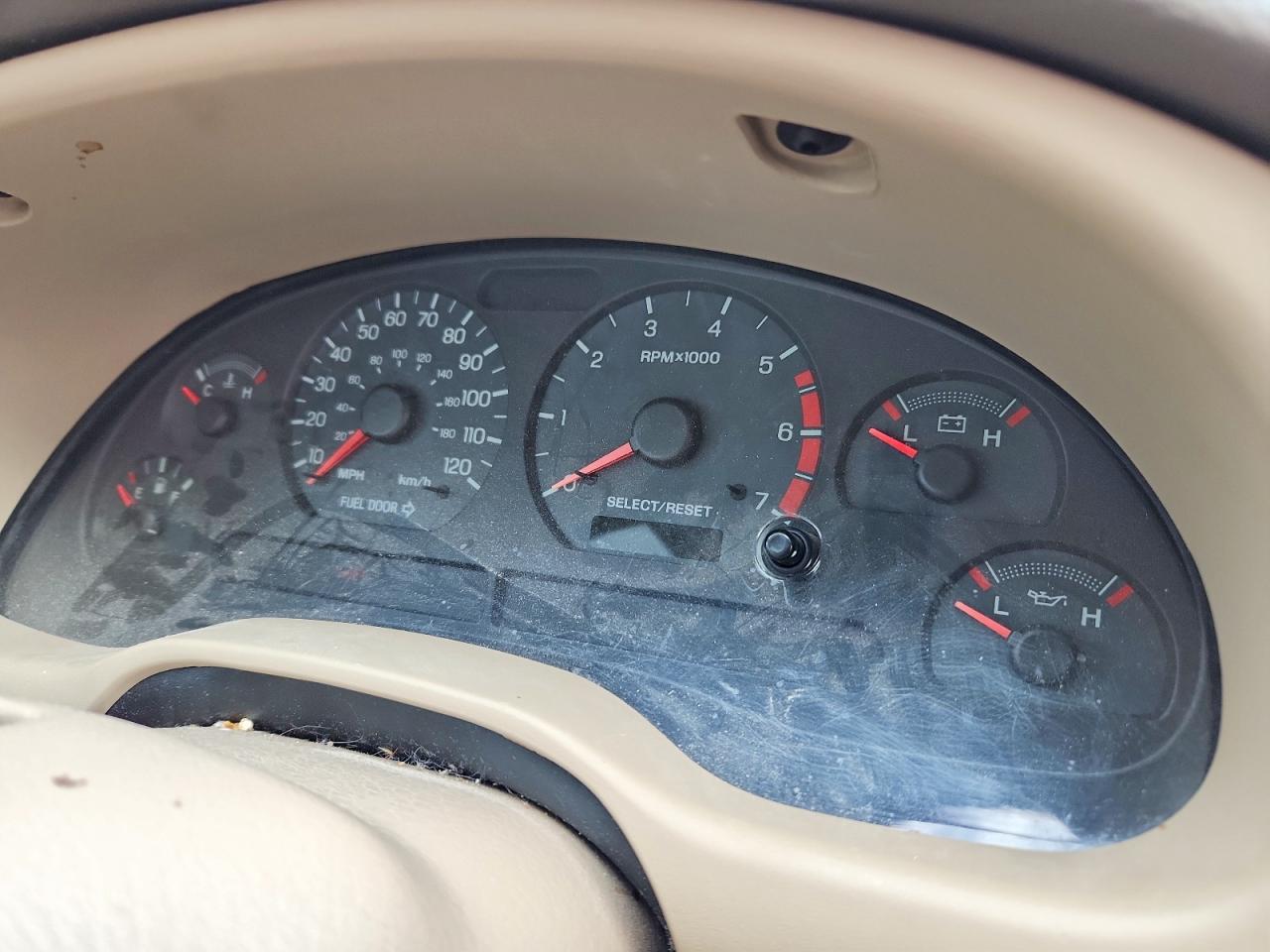2004 Ford Mustang Белый vin: 1FAFP406X4F148182