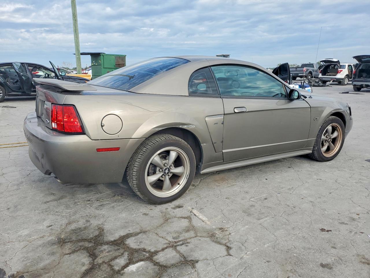 2002 Ford Mustang Gt Brown vin: 1FAFP42X02F140434