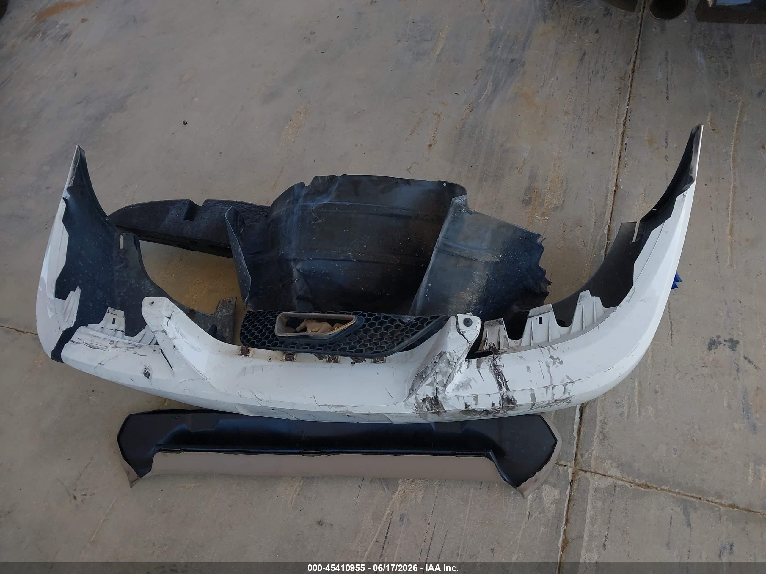 1999 Ford Mustang Gt White vin: 1FAFP42X0XF142398