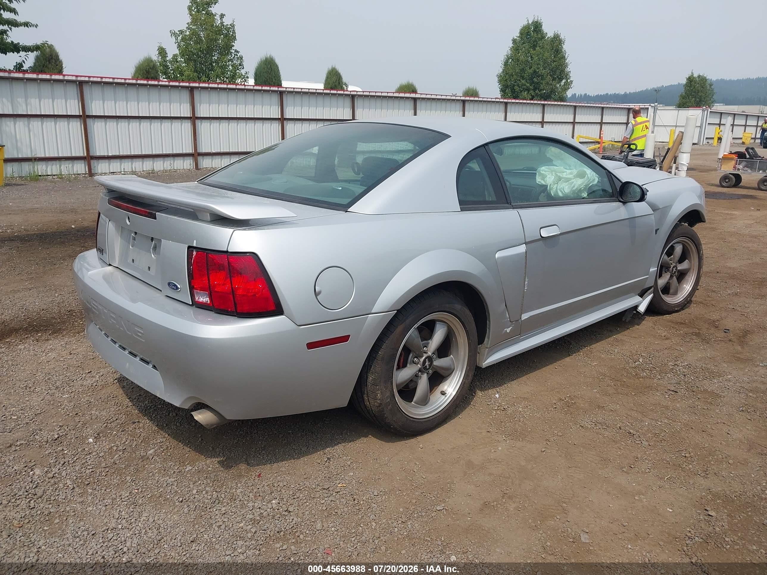 2001 Ford Mustang Gt Серебряный vin: 1FAFP42X11F159900