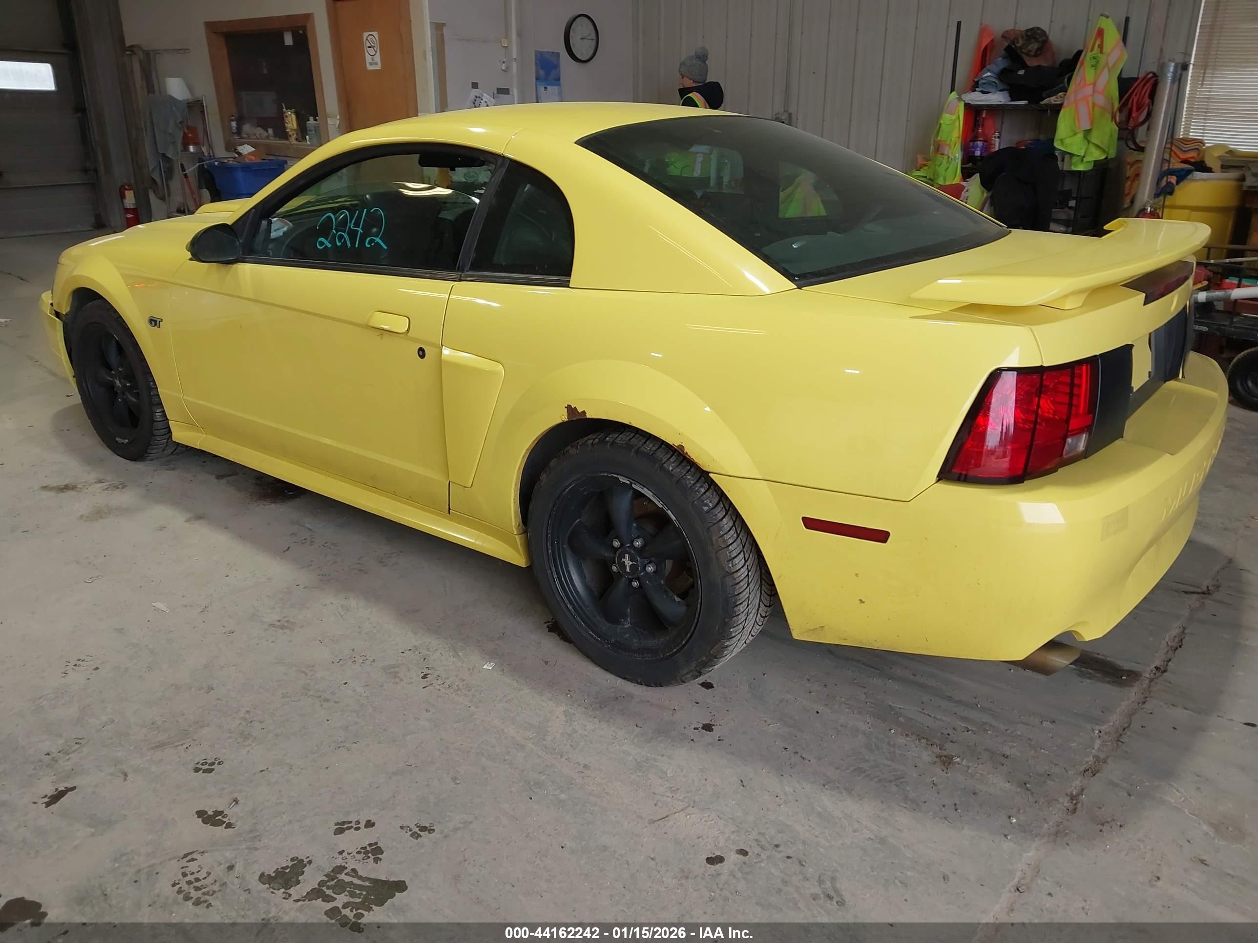 2002 Ford Mustang Gt Yellow vin: 1FAFP42X12F202987