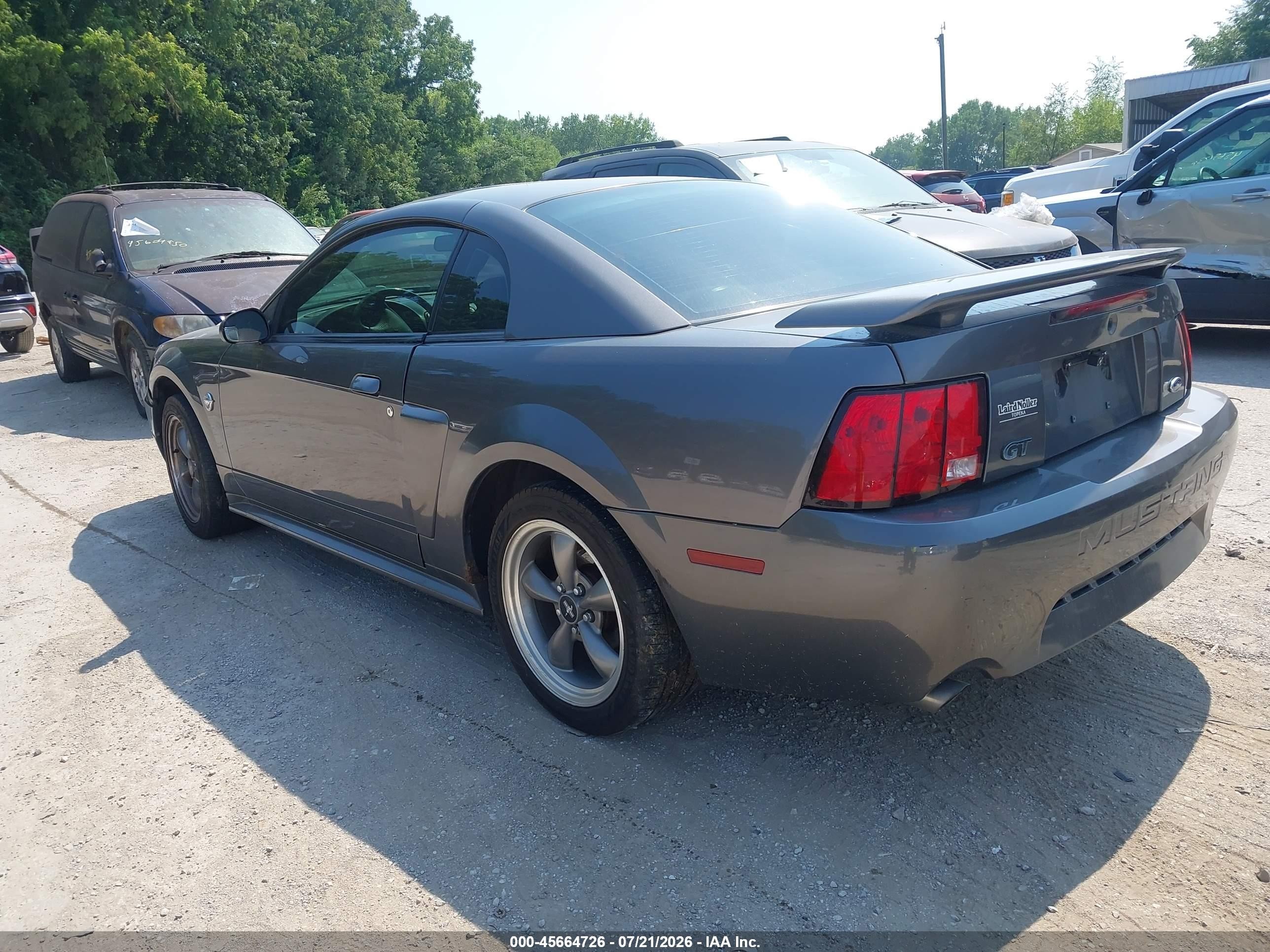 2004 Ford Mustang Gt Серый vin: 1FAFP42X14F143572