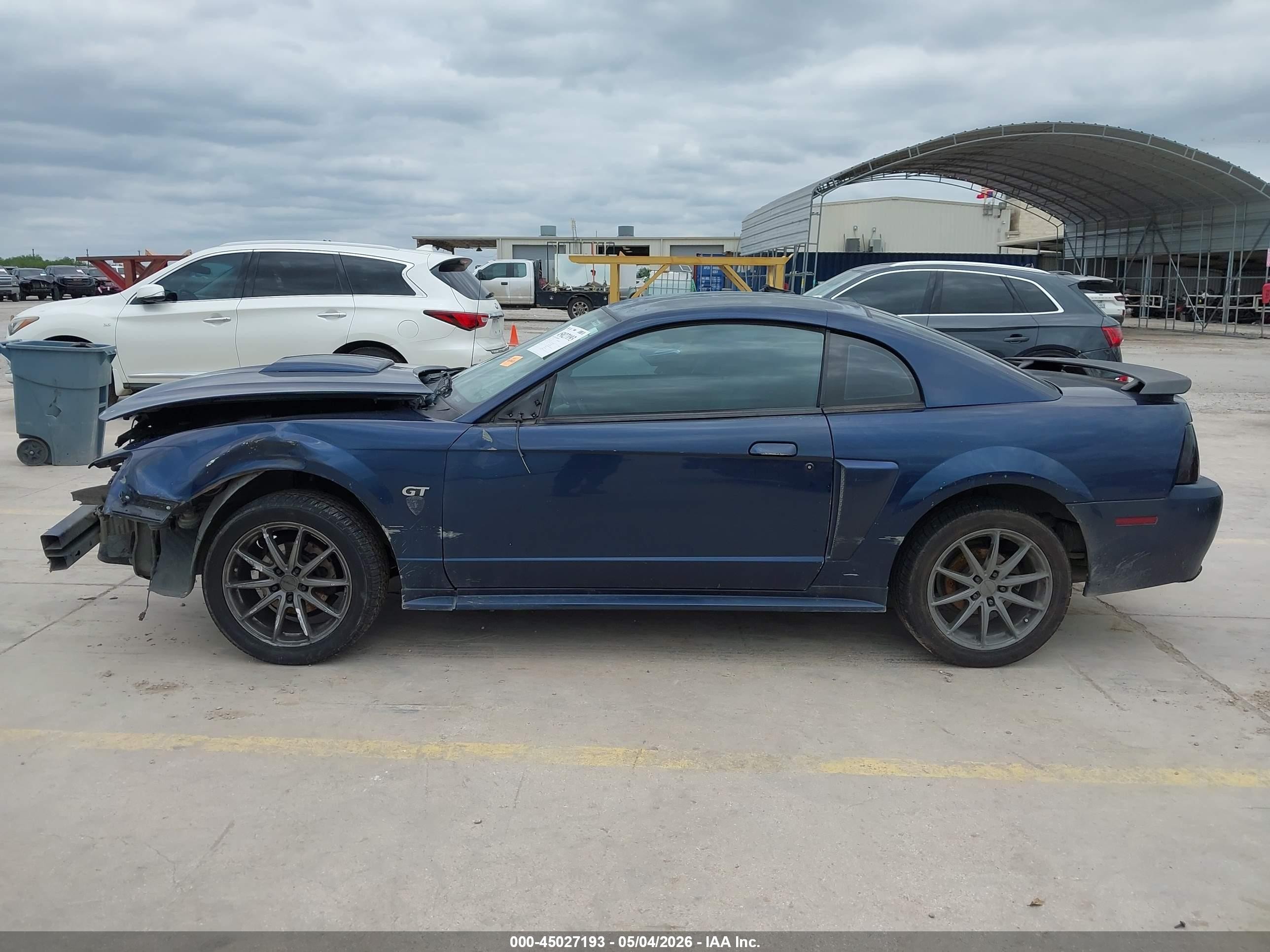 2002 Ford Mustang Gt Dark Blue vin: 1FAFP42X22F211889