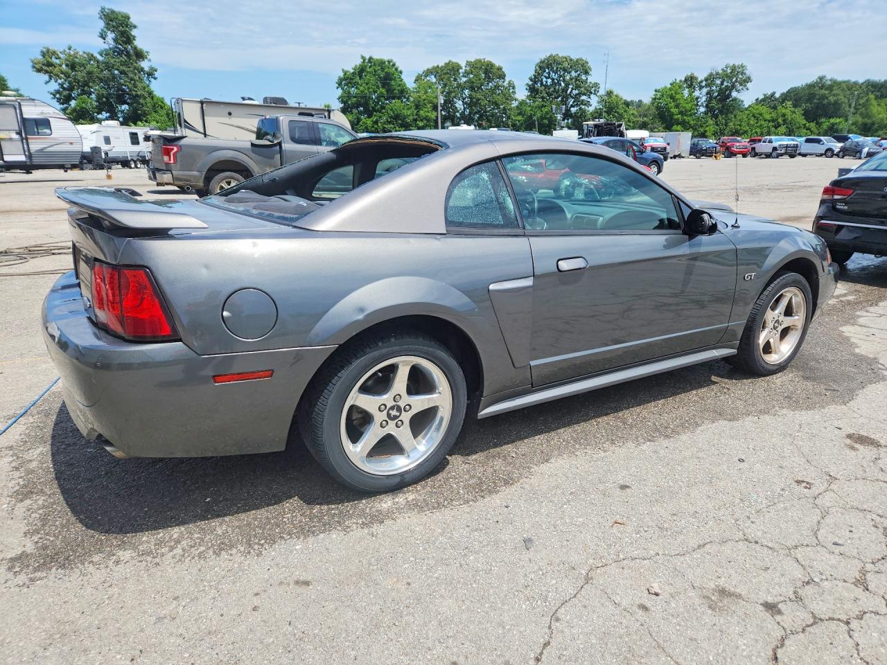 2003 Ford Mustang Gt Серый vin: 1FAFP42X23F428666