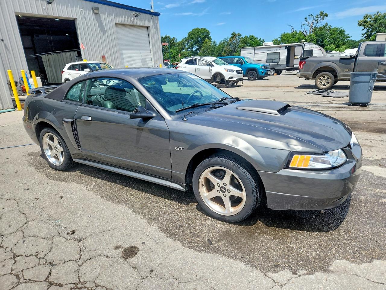 2003 Ford Mustang Gt Серый vin: 1FAFP42X23F428666