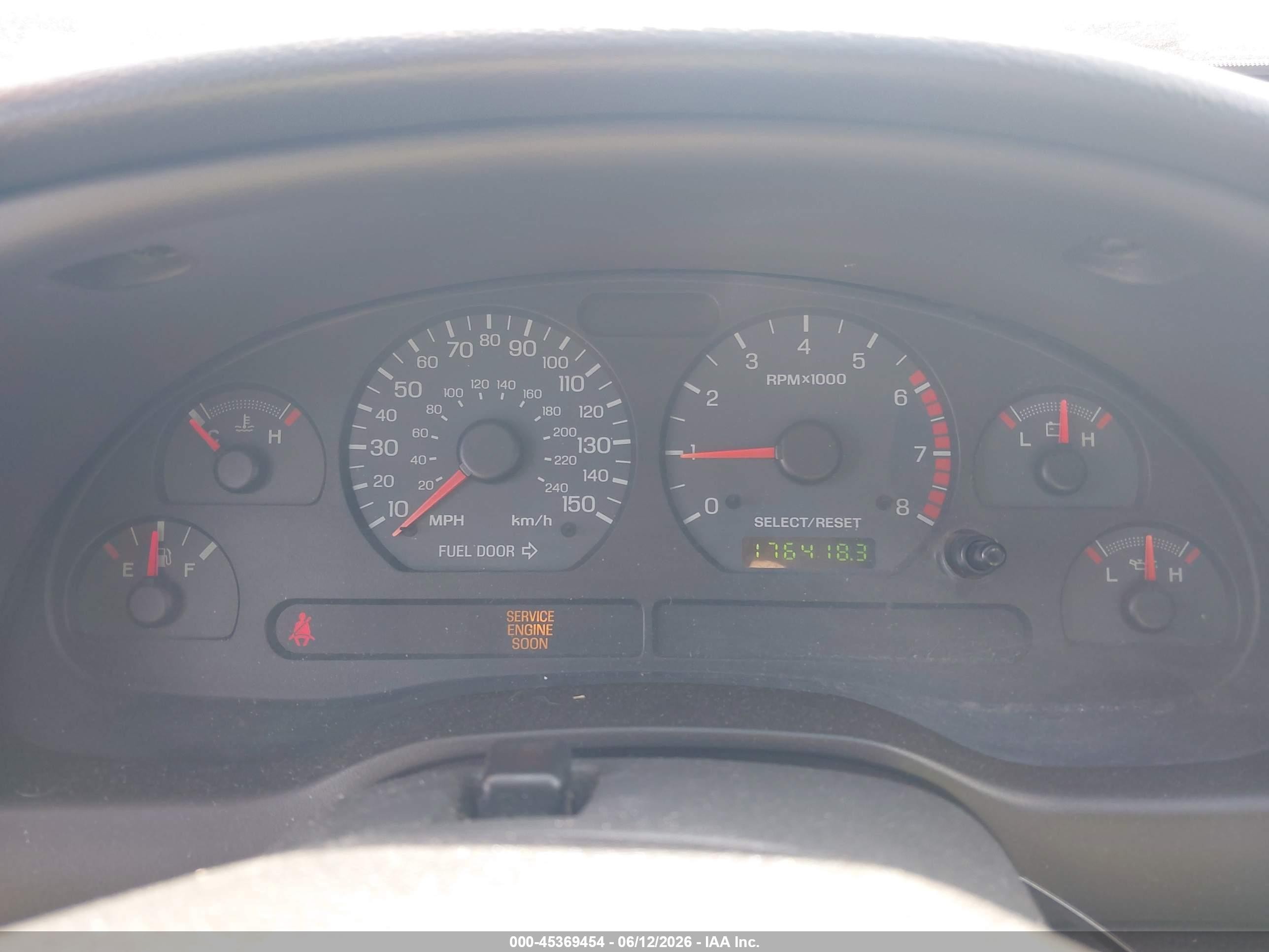 2004 Ford Mustang Gt Black vin: 1FAFP42X24F108958