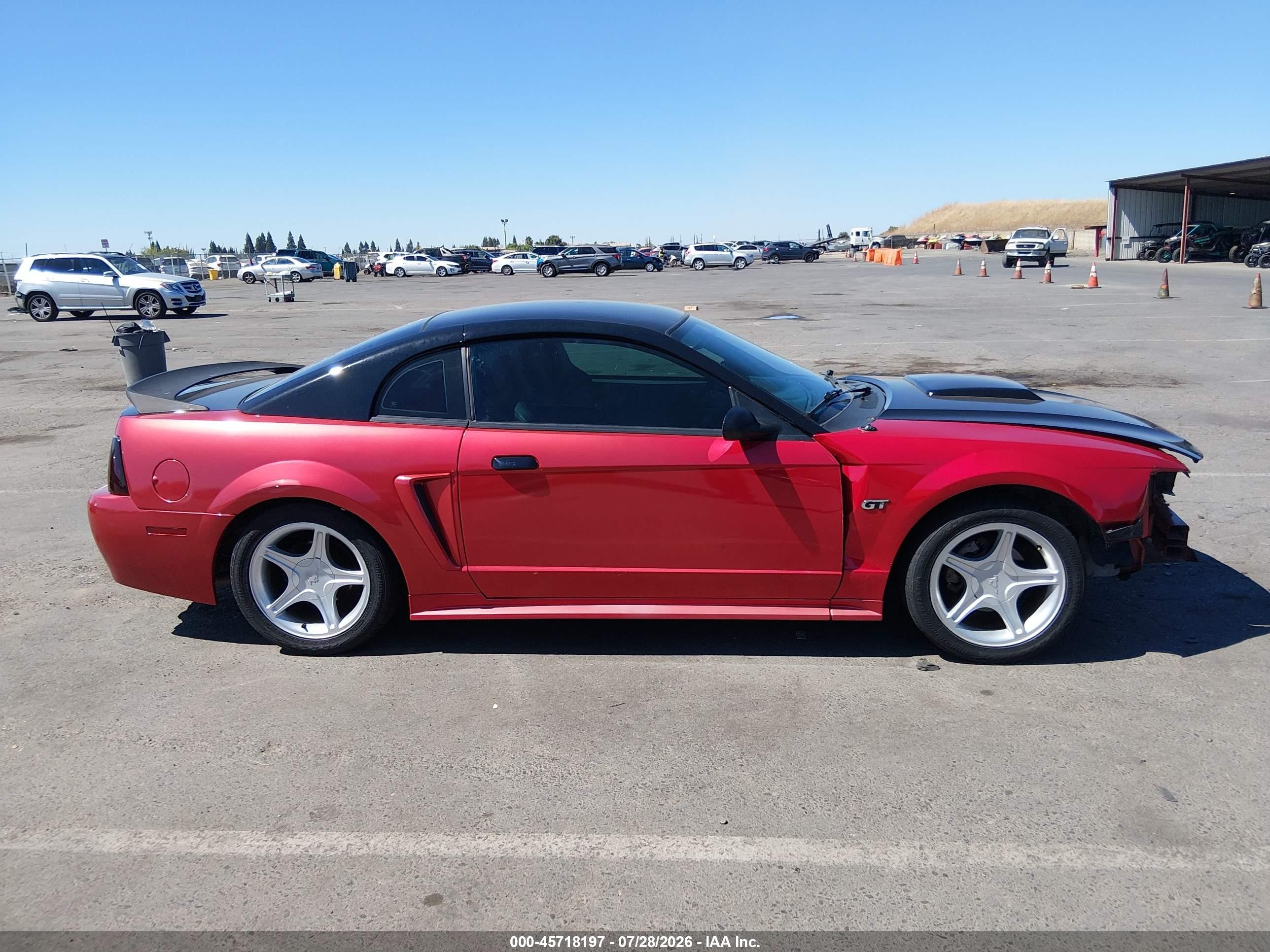 2000 Ford Mustang Gt Red vin: 1FAFP42X3YF278638
