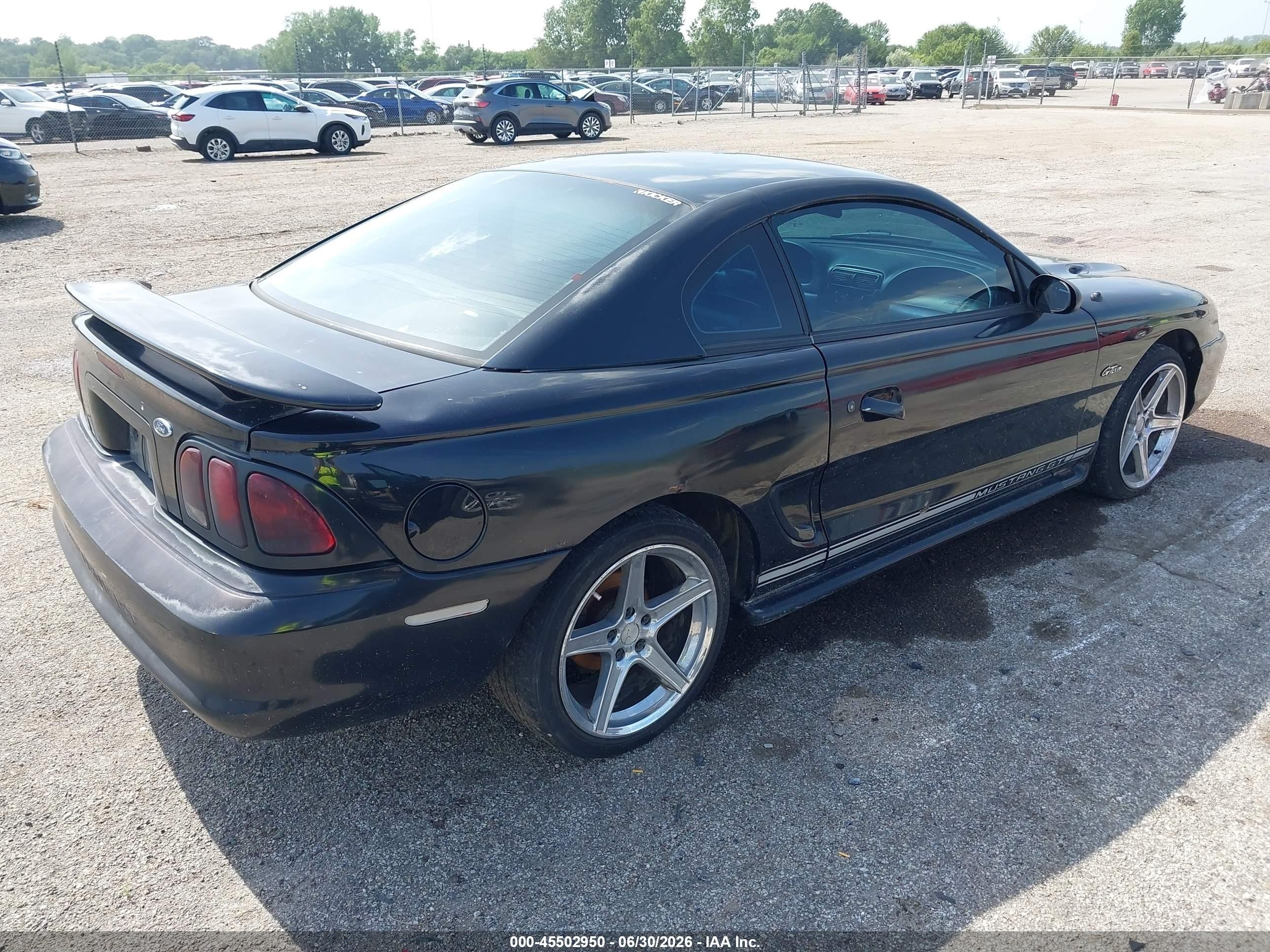 1998 Ford Mustang Gt Черный vin: 1FAFP42X4WF221037