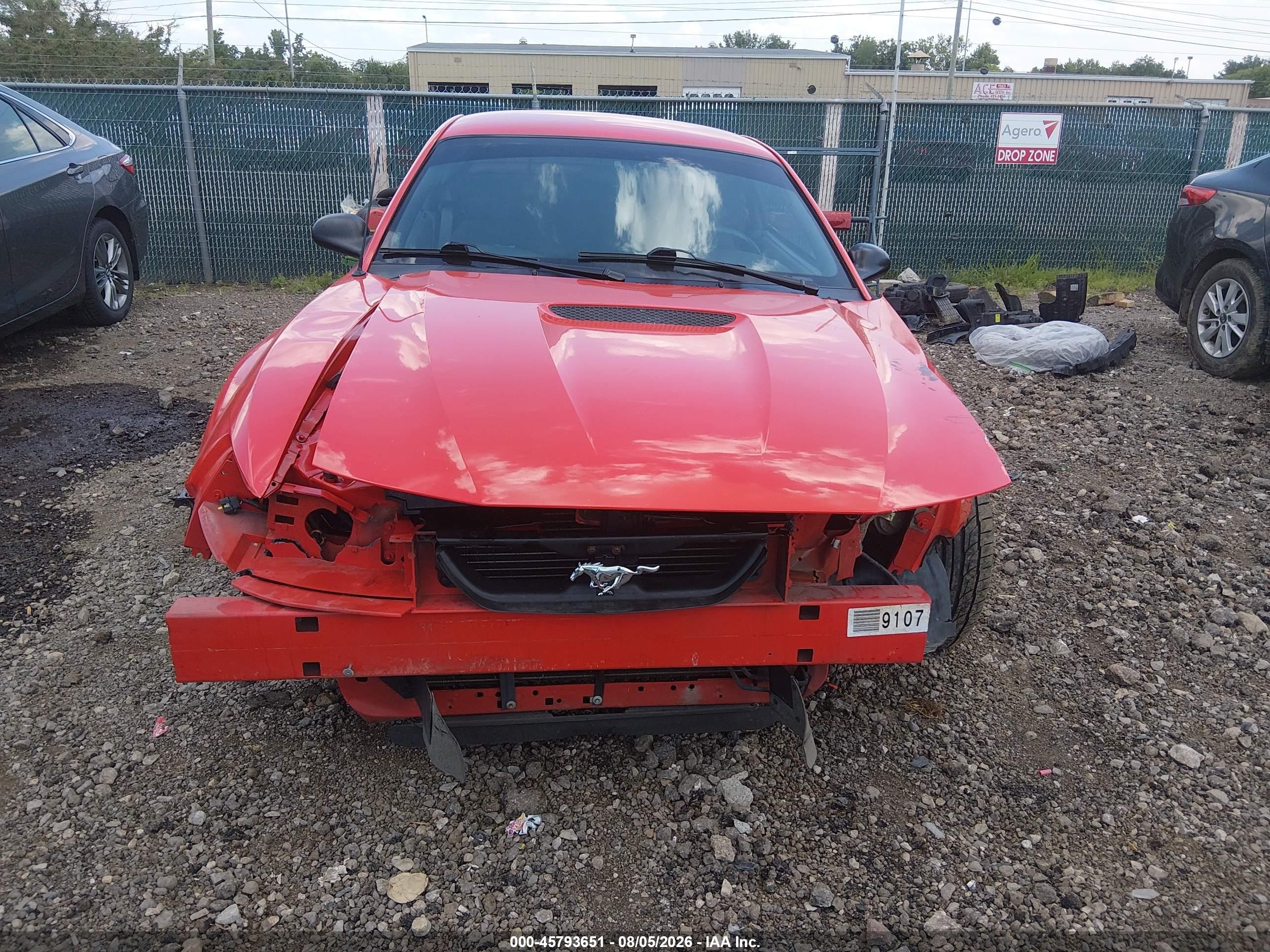 2000 Ford Mustang Gt Red vin: 1FAFP42X4YF164860