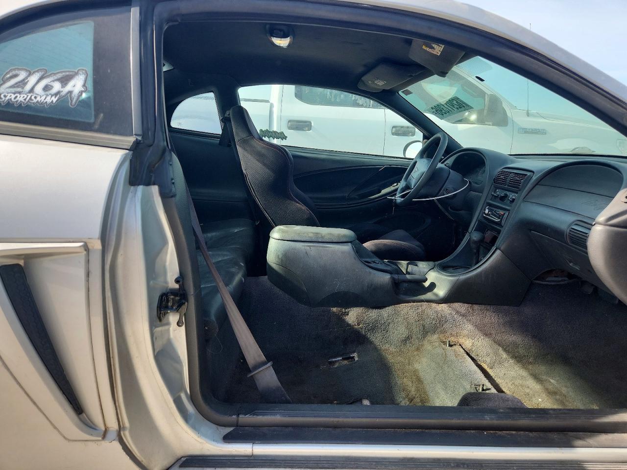 2000 Ford Mustang Gt Silver vin: 1FAFP42X4YF181366