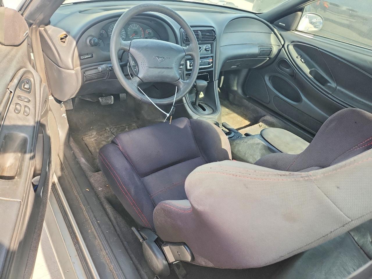 2000 Ford Mustang Gt Silver vin: 1FAFP42X4YF181366