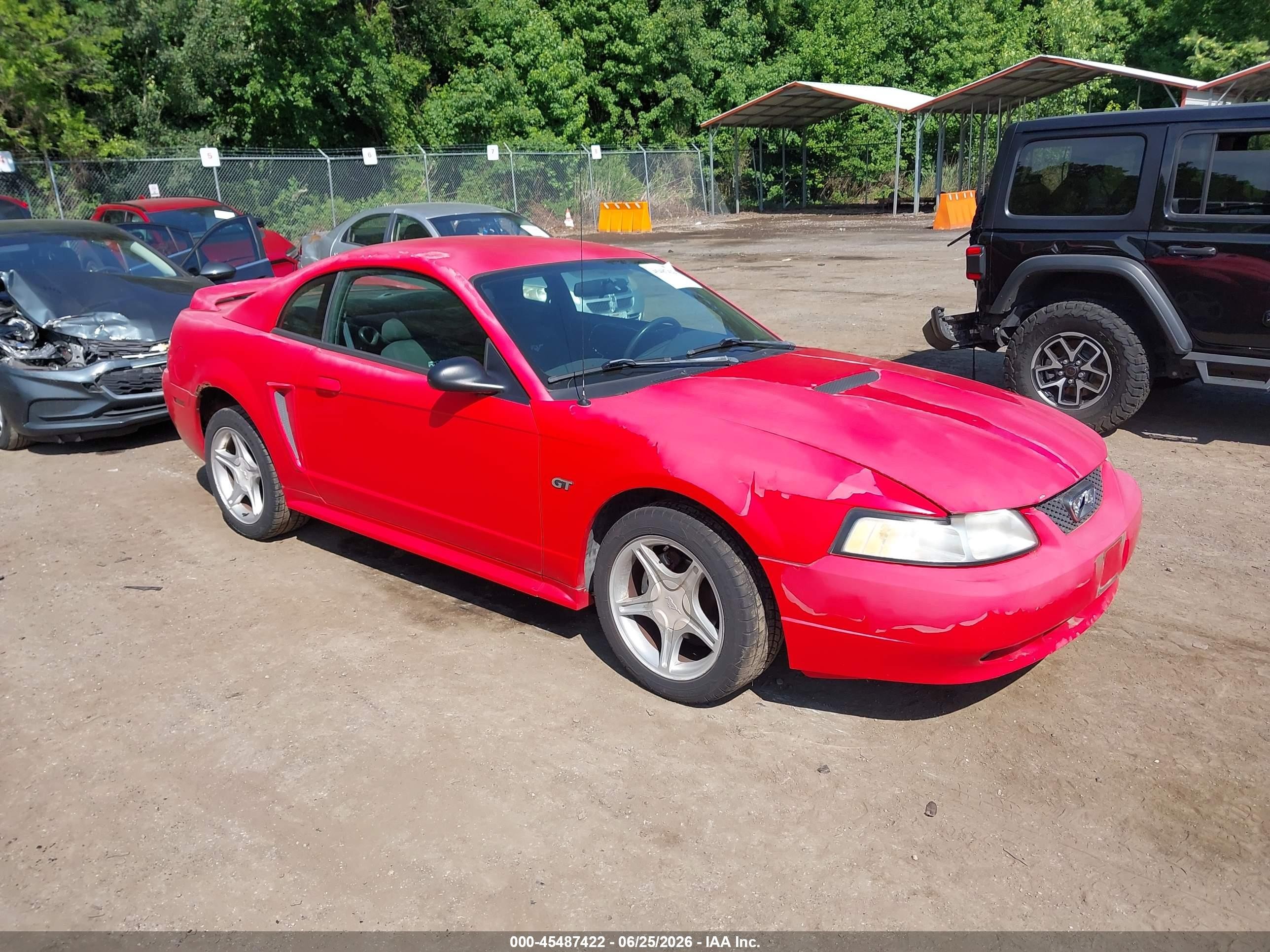2000 Ford Mustang Gt Red vin: 1FAFP42X4YF298350