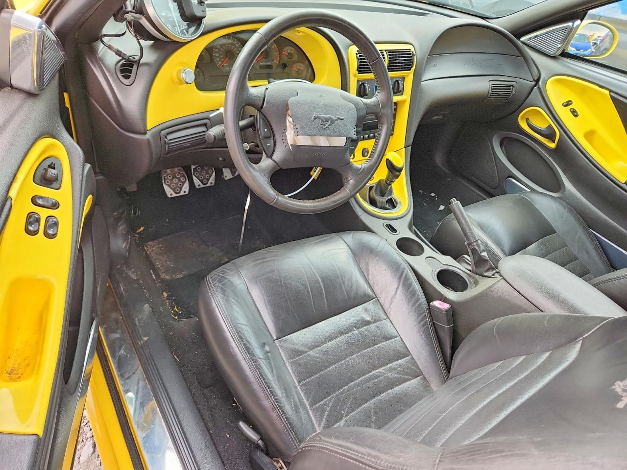 2002 Ford Mustang Gt Yellow vin: 1FAFP42X52F100852