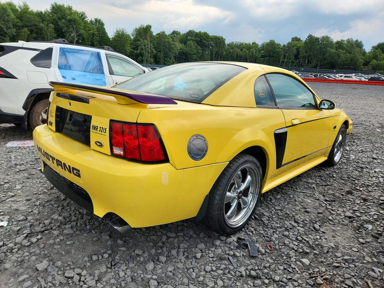 2002 Ford Mustang Gt Yellow vin: 1FAFP42X52F100852