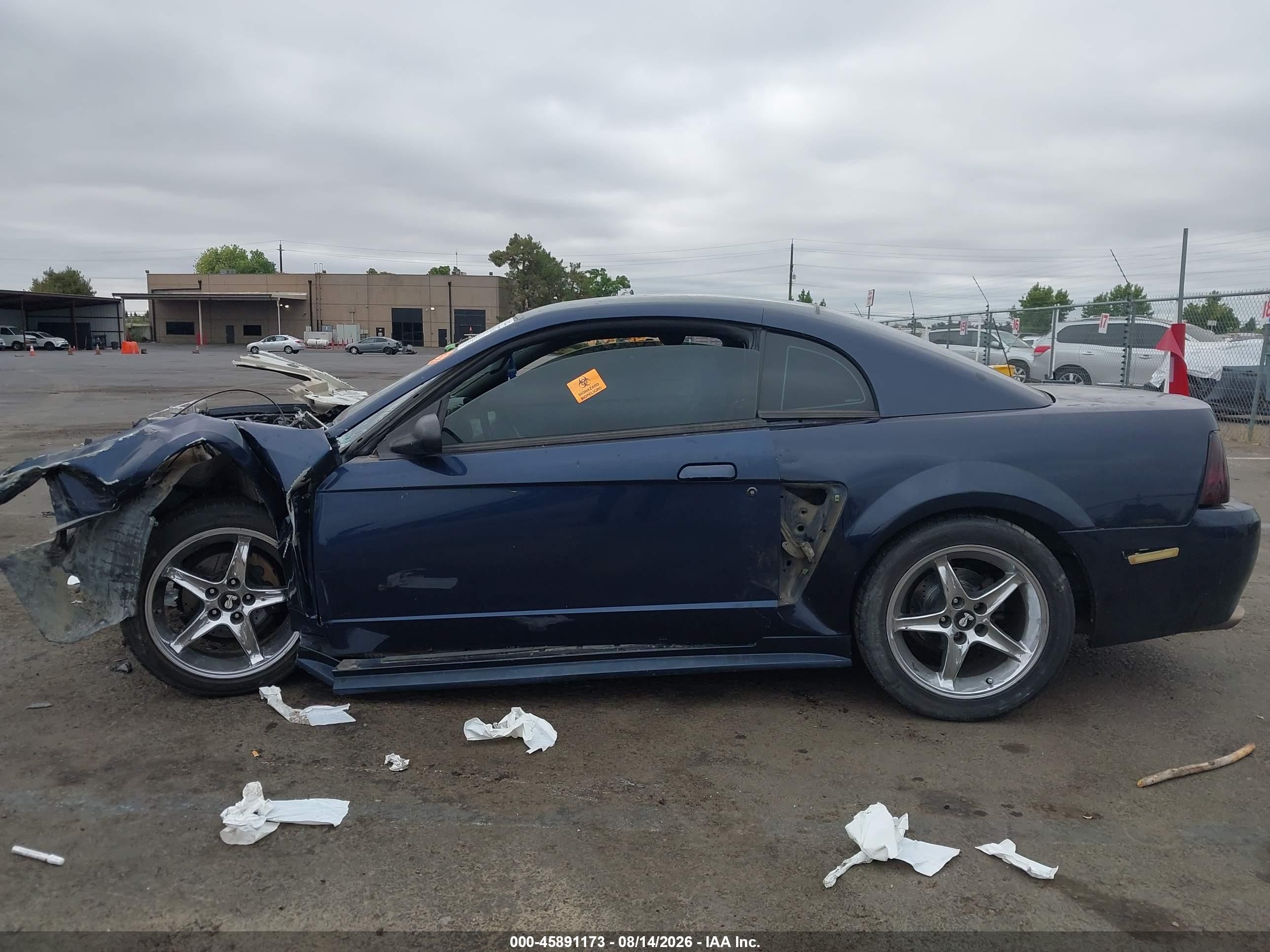 2002 Ford Mustang Gt Deluxe/gt Premium Dark Blue vin: 1FAFP42X52F109132