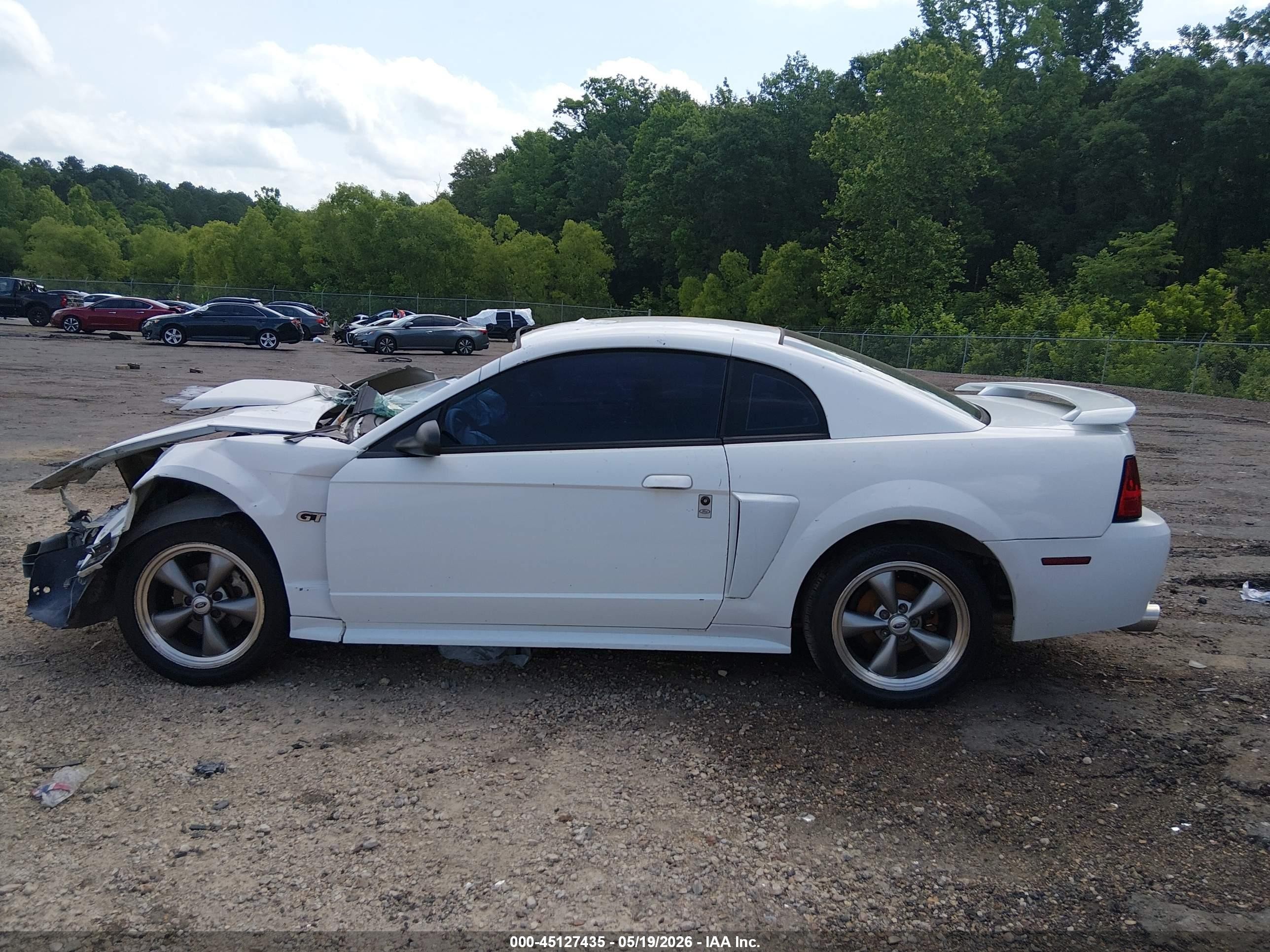 2001 Ford Mustang Gt White vin: 1FAFP42X71F133480