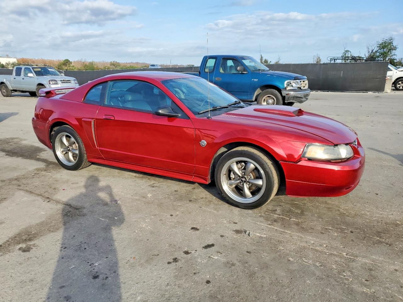 2004 Ford Mustang Gt Red vin: 1FAFP42X74F119311