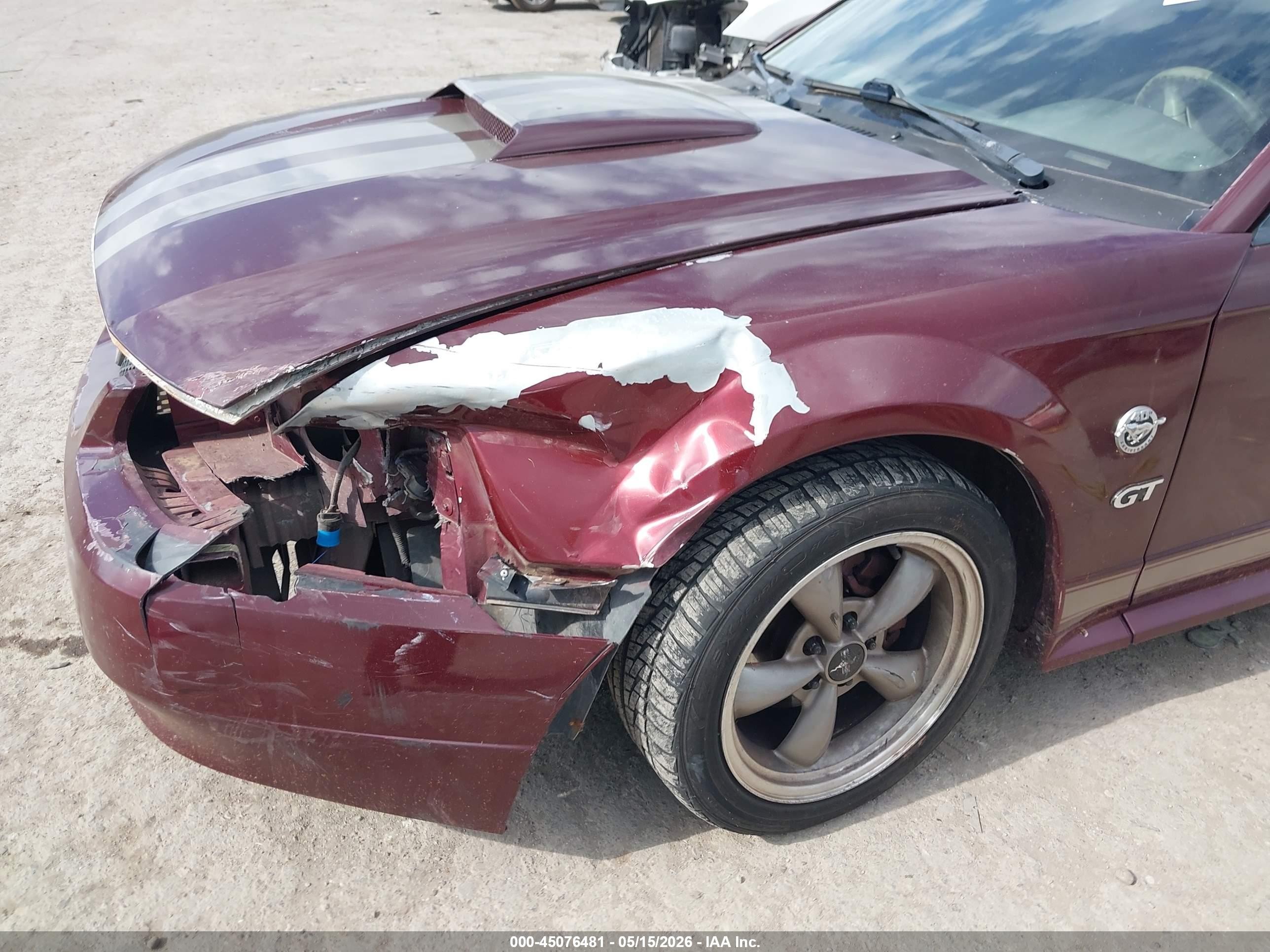 2004 Ford Mustang Gt Red vin: 1FAFP42X74F130373