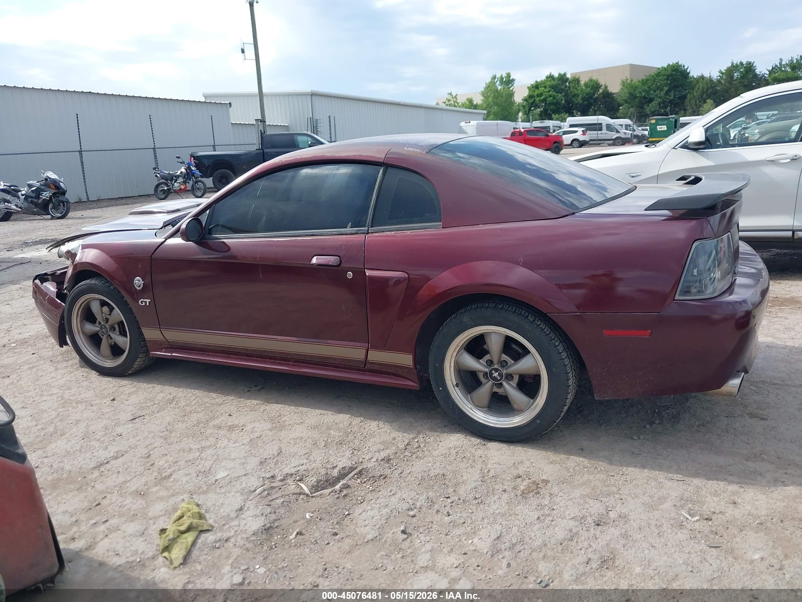 2004 Ford Mustang Gt Red vin: 1FAFP42X74F130373