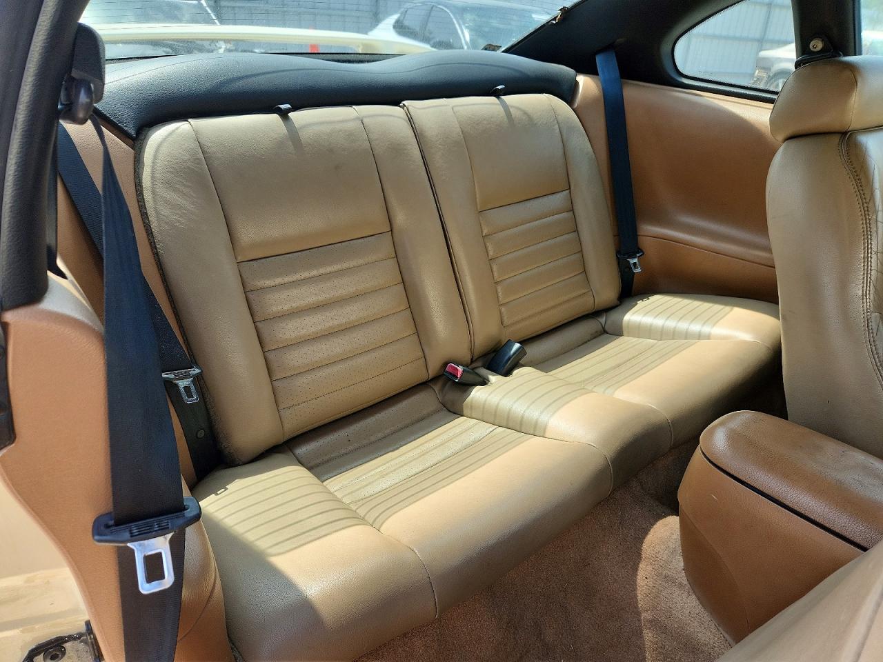 1998 Ford Mustang Gt Cream vin: 1FAFP42X7WF235434