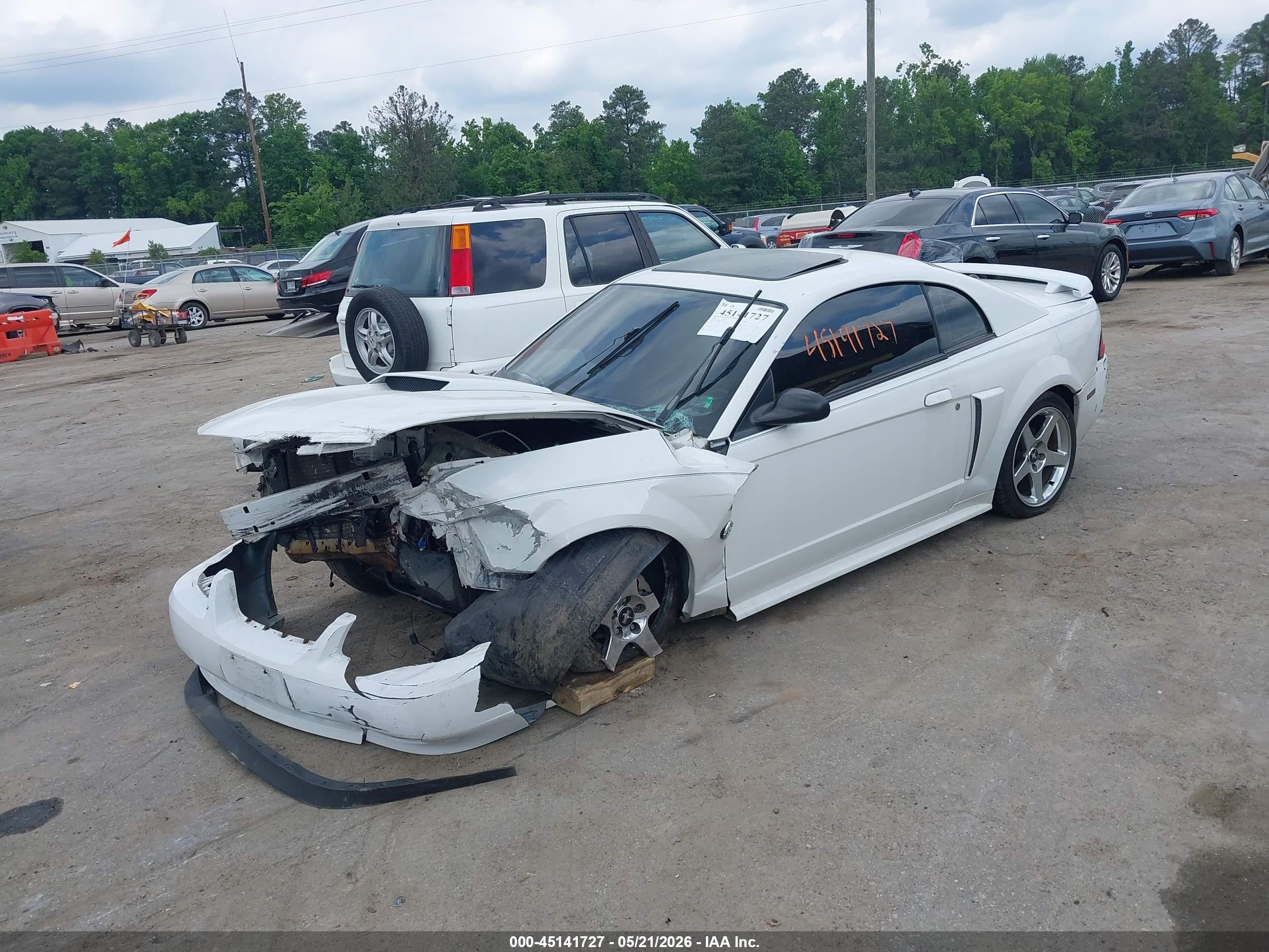 2004 Ford Mustang Gt Белый vin: 1FAFP42X84F206604