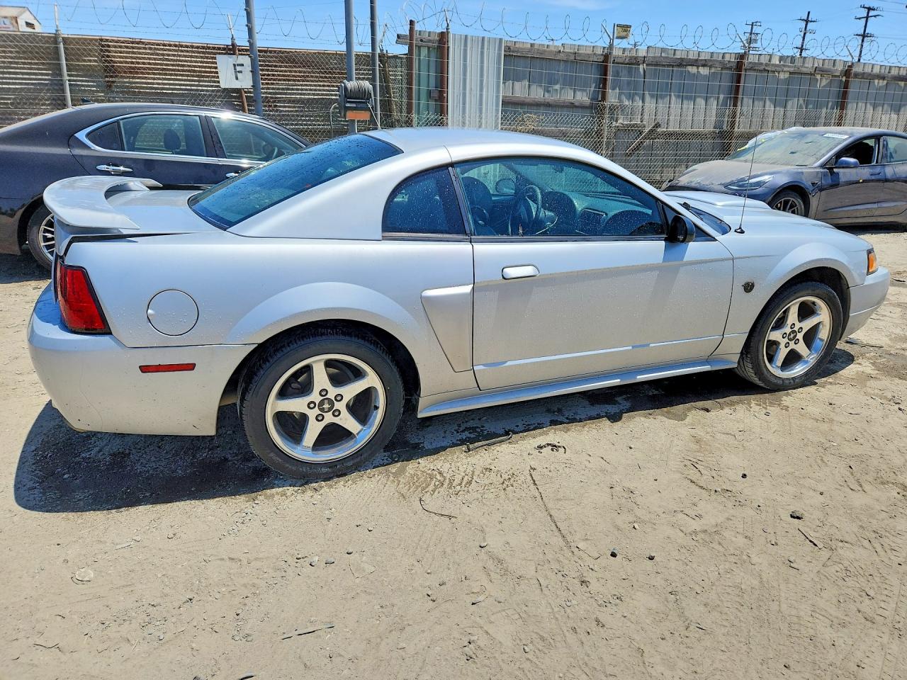 2004 Ford Mustang Gt Silver vin: 1FAFP42X84F212595